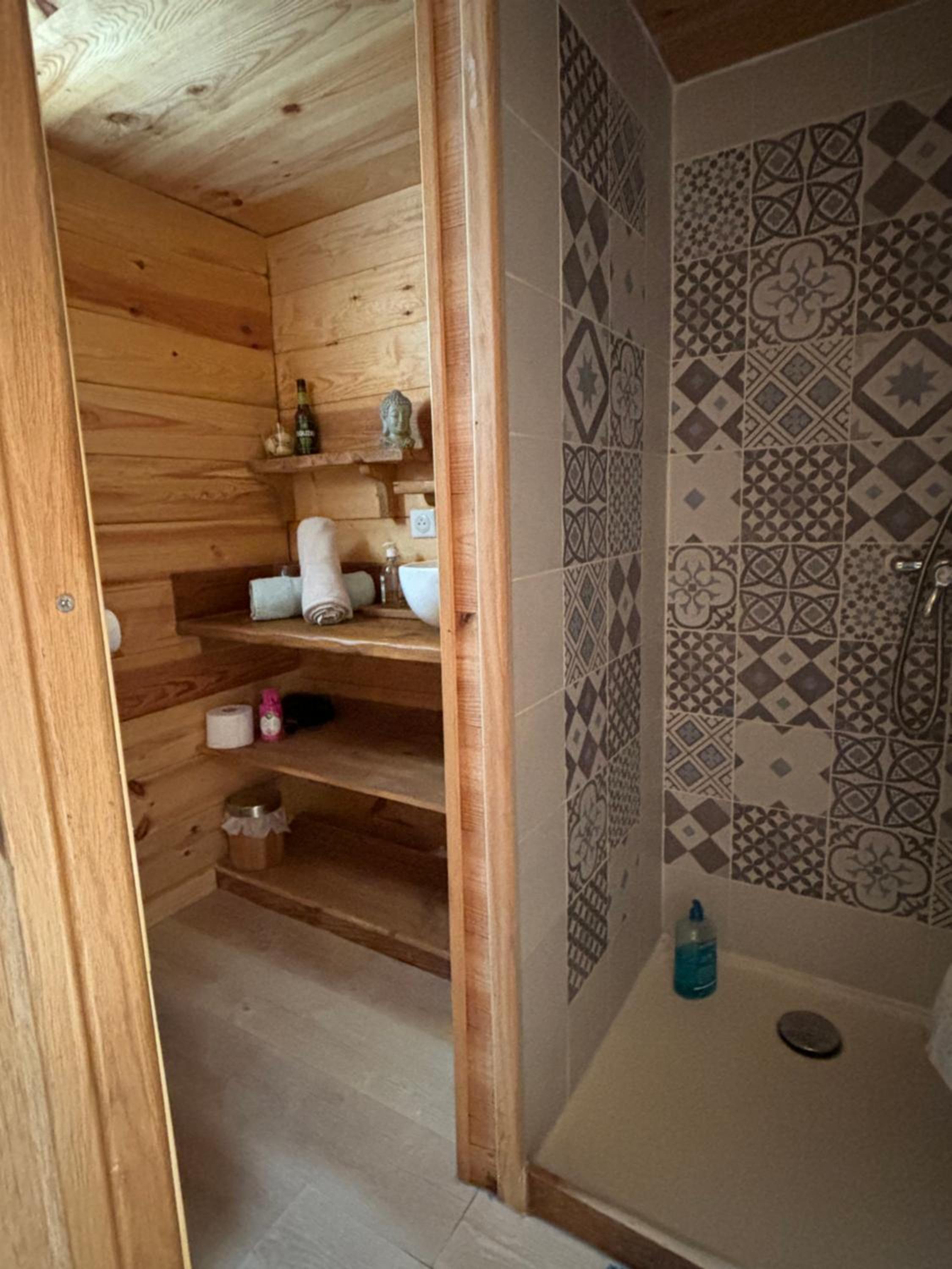La Wodapalousa, Surf & Crossfit Guesthouse, 800m from Beach, photo 20