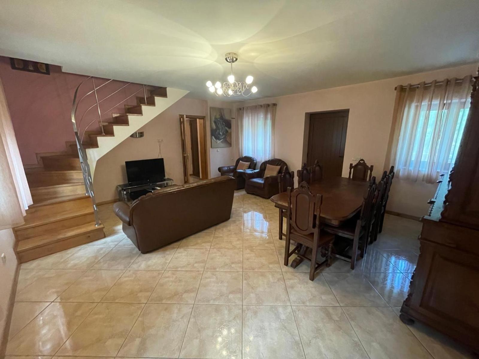 Casa Dina Doceira view 4