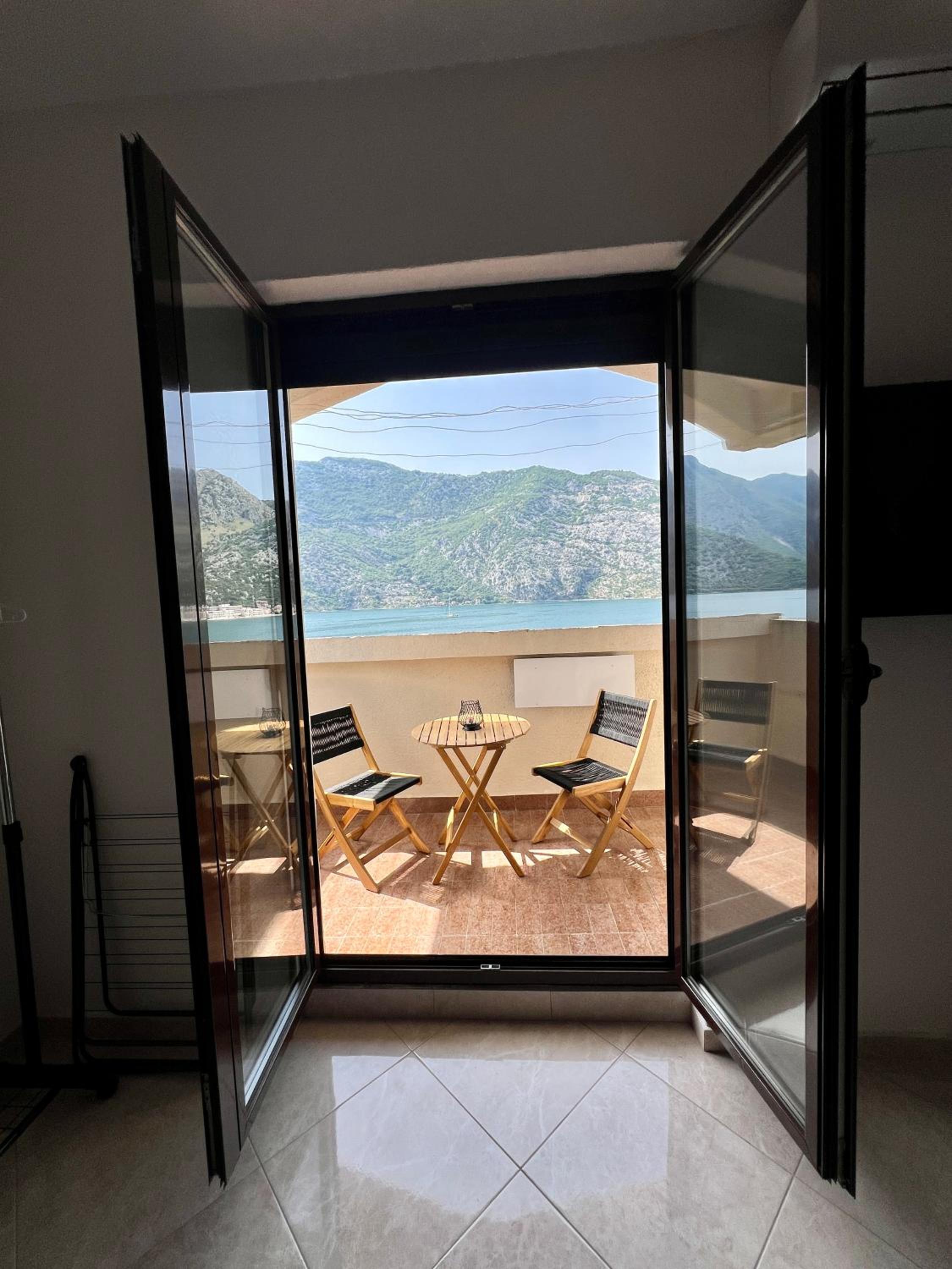 Tesla Apartman