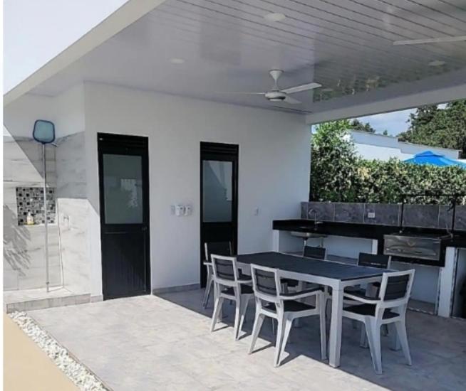 Casa quinta el tesoro con piscina y jacuzzi privado, aires acondicionados