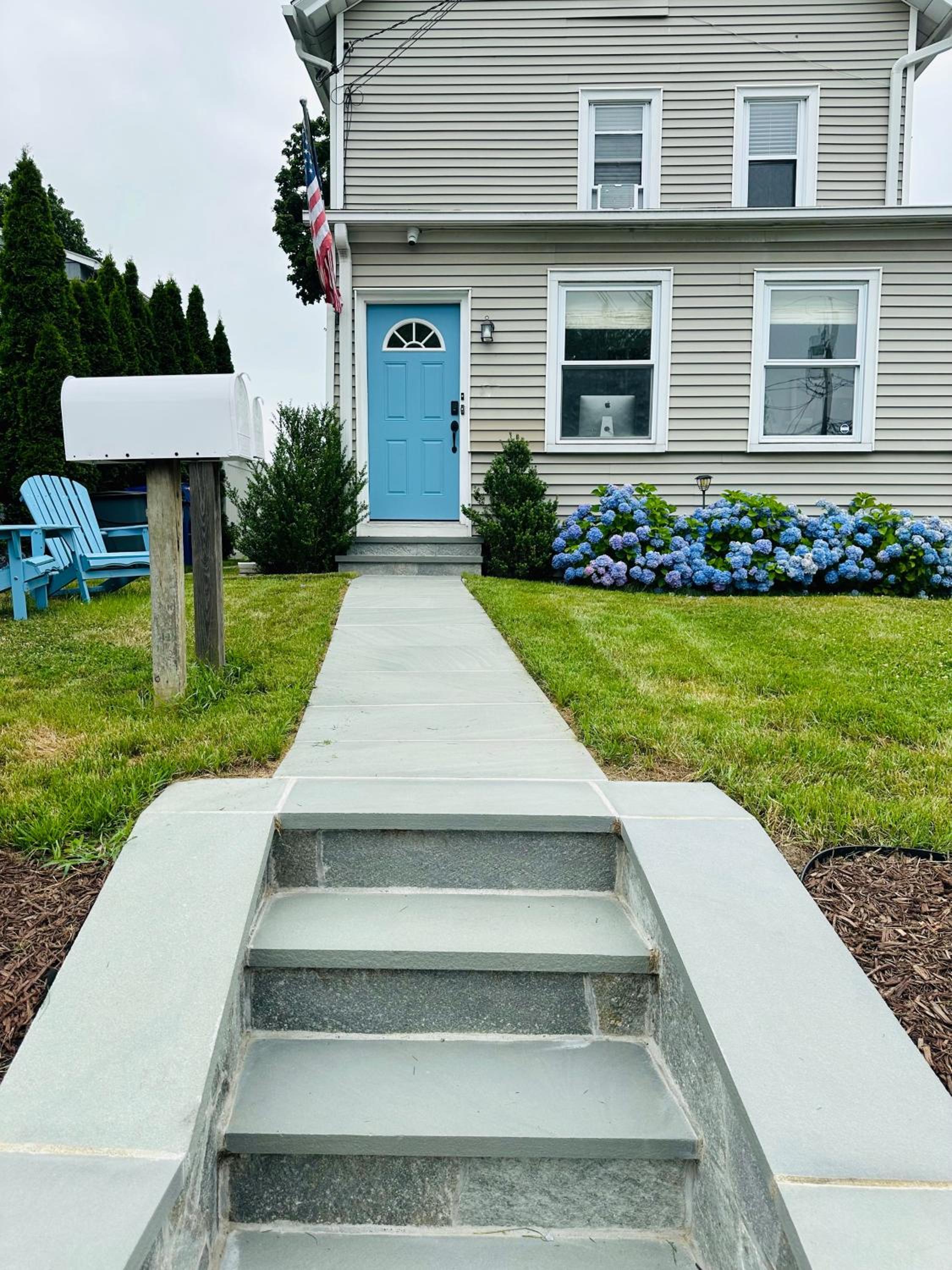 Norwalk Vacations - Cozy, pleasant 2BR apt in Beach community! - Property Image 1