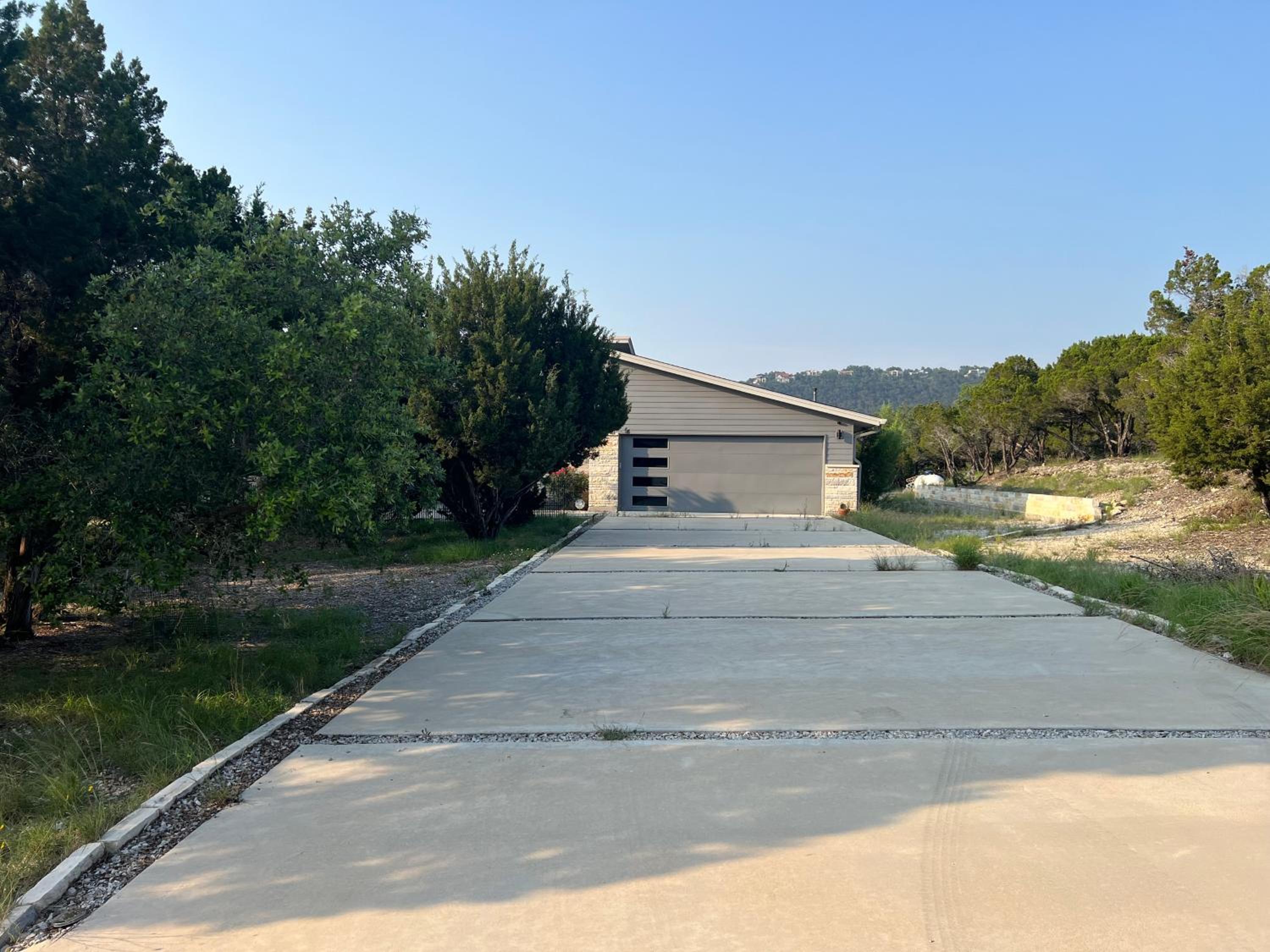 Lago Vista Home - Property Image 11