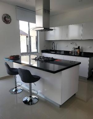 Casa quinta el tesoro con piscina y jacuzzi privado, aires acondicionados