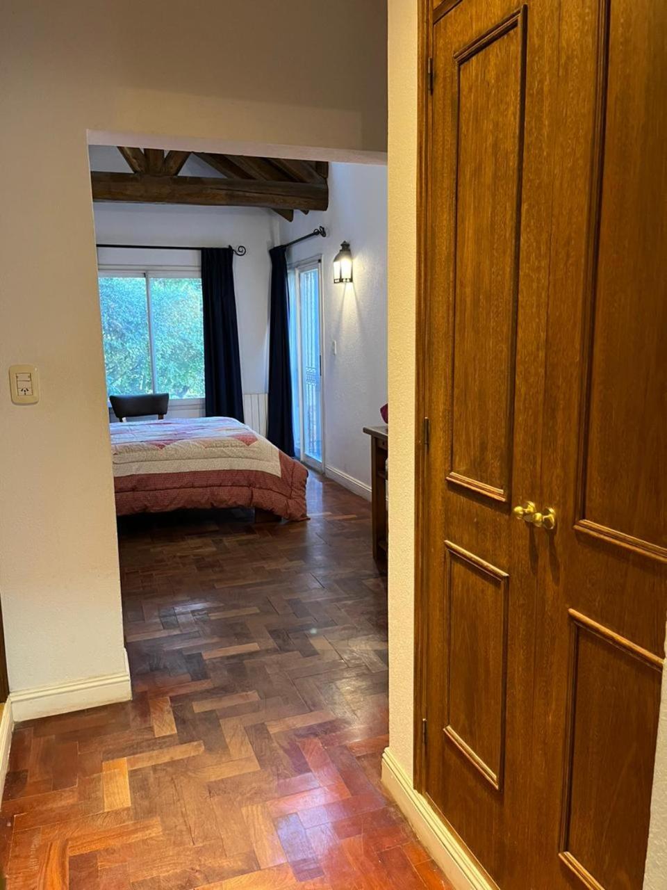 La casita en el parque