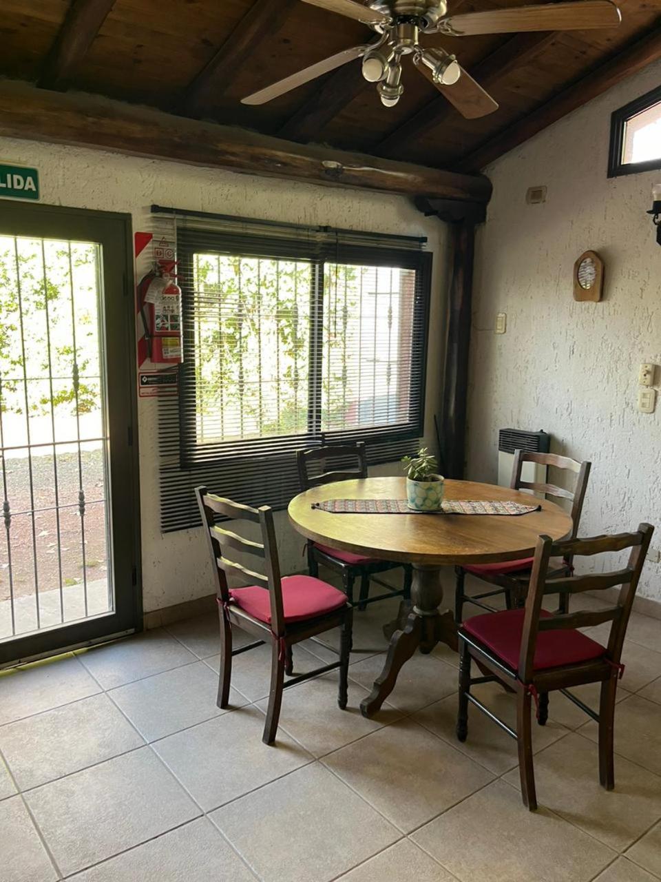 La casita en el parque