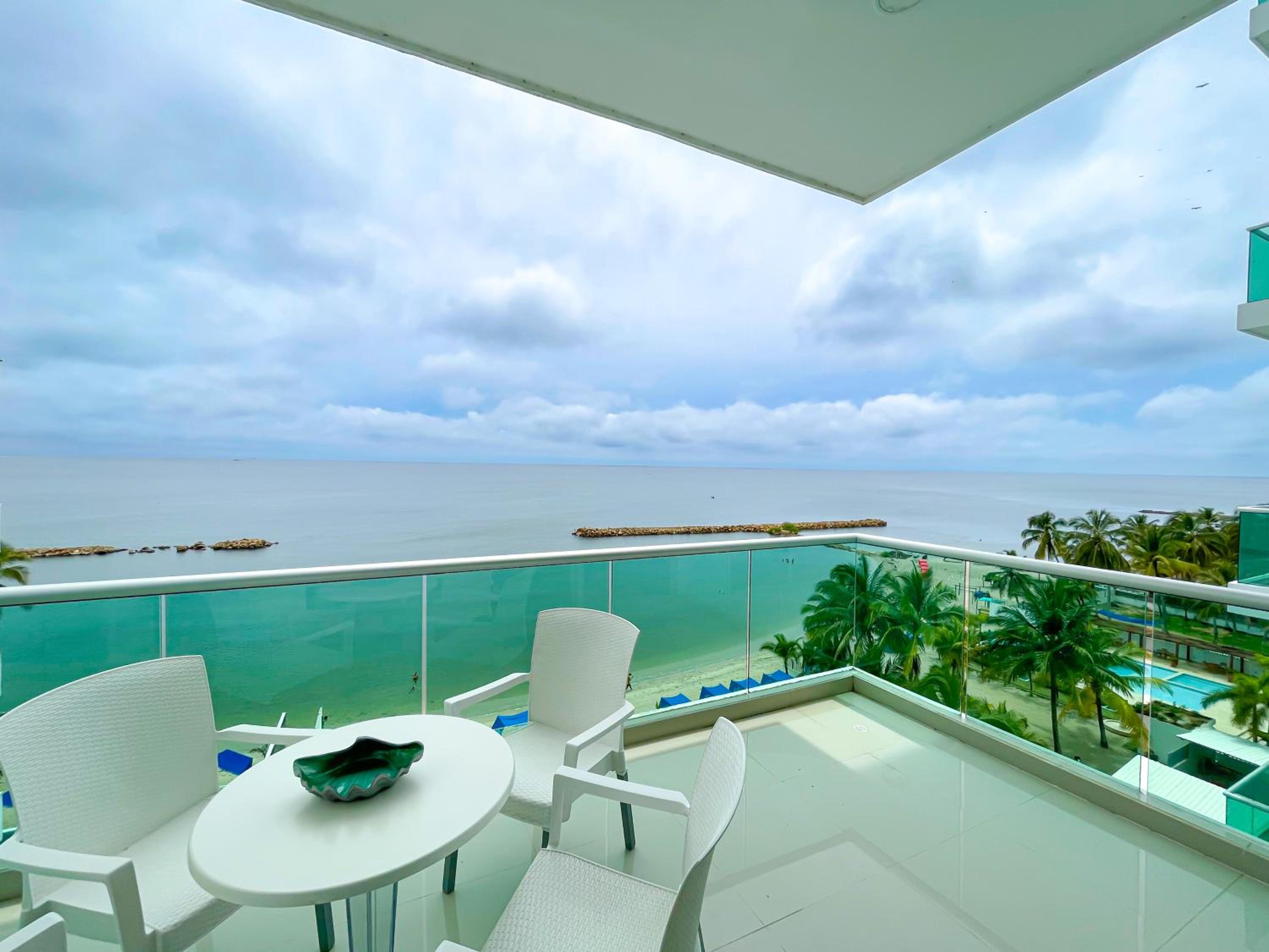 Magico Apartamento Frente al Mar 4 Habitaciones BM63