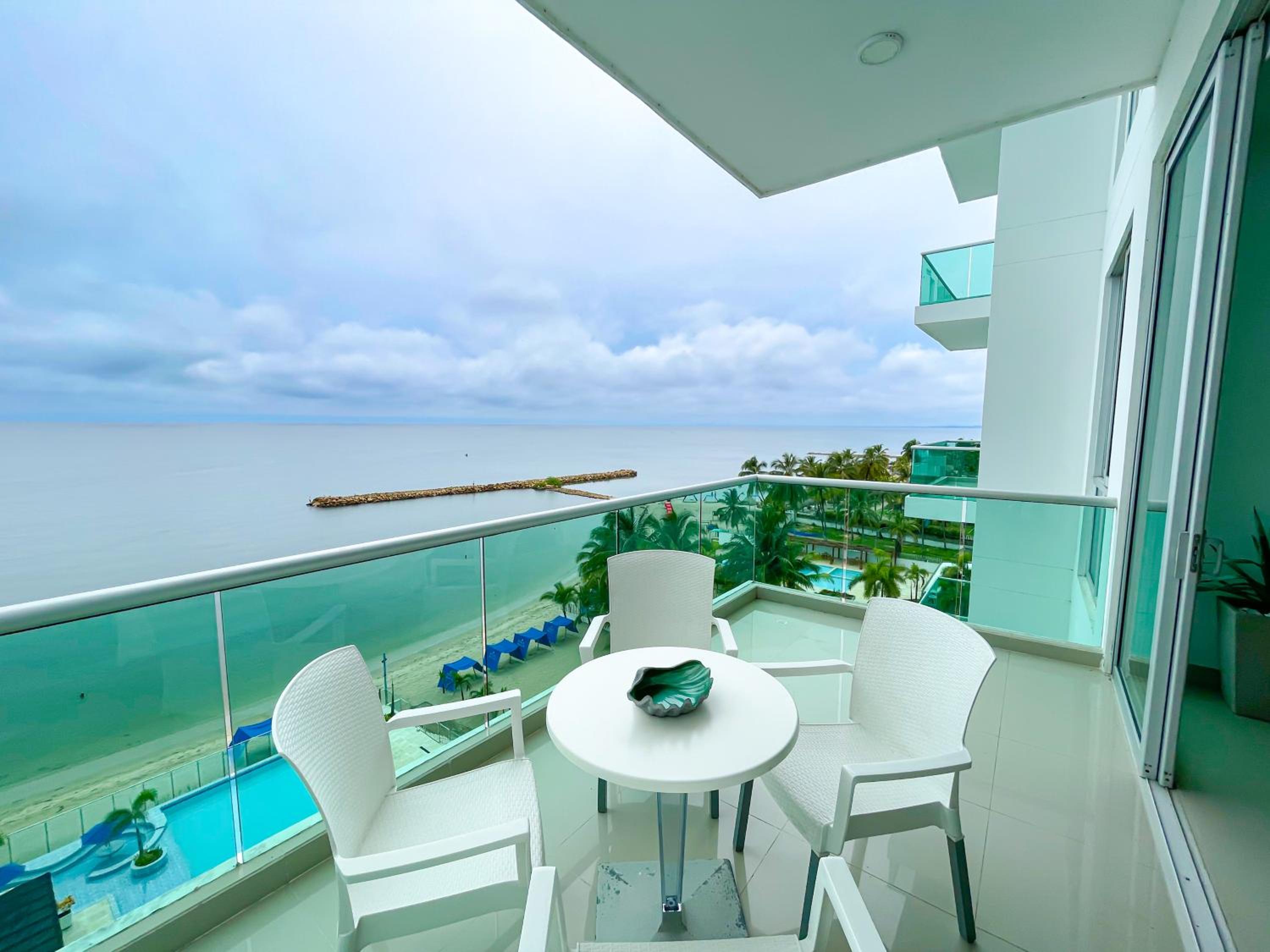 Magico Apartamento Frente al Mar 4 Habitaciones BM63