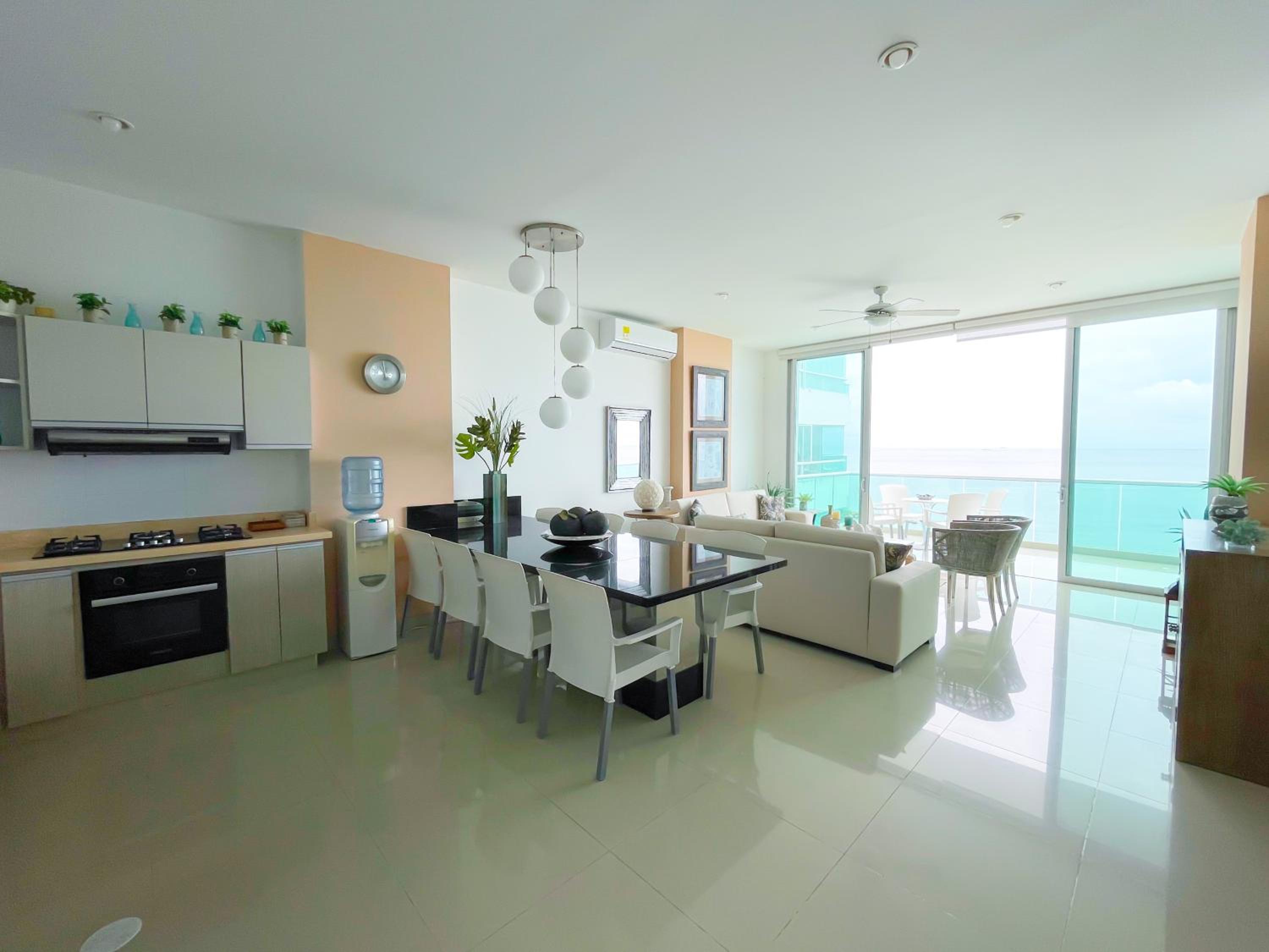 Magico Apartamento Frente al Mar 4 Habitaciones BM63