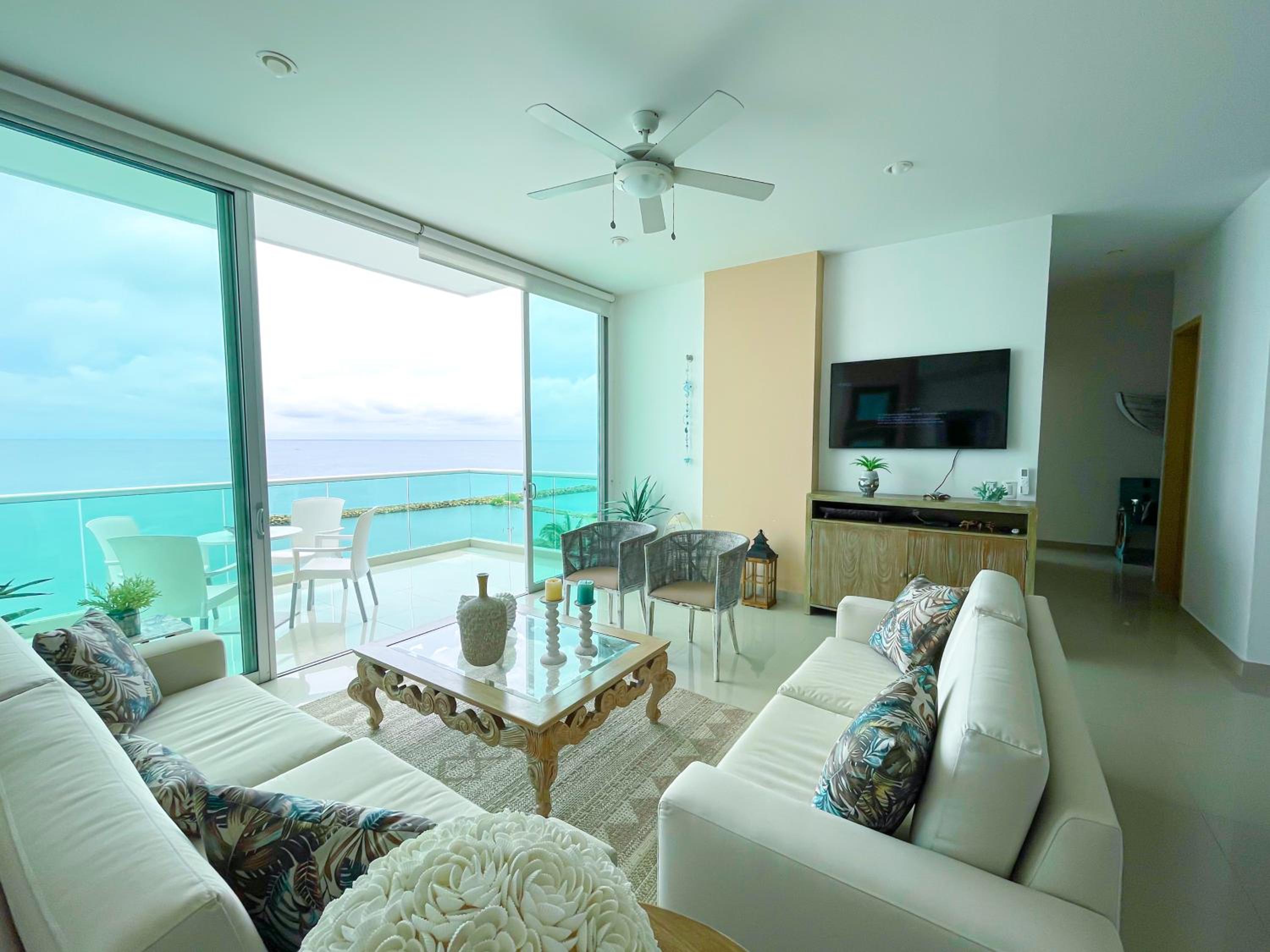 Magico Apartamento Frente al Mar 4 Habitaciones BM63