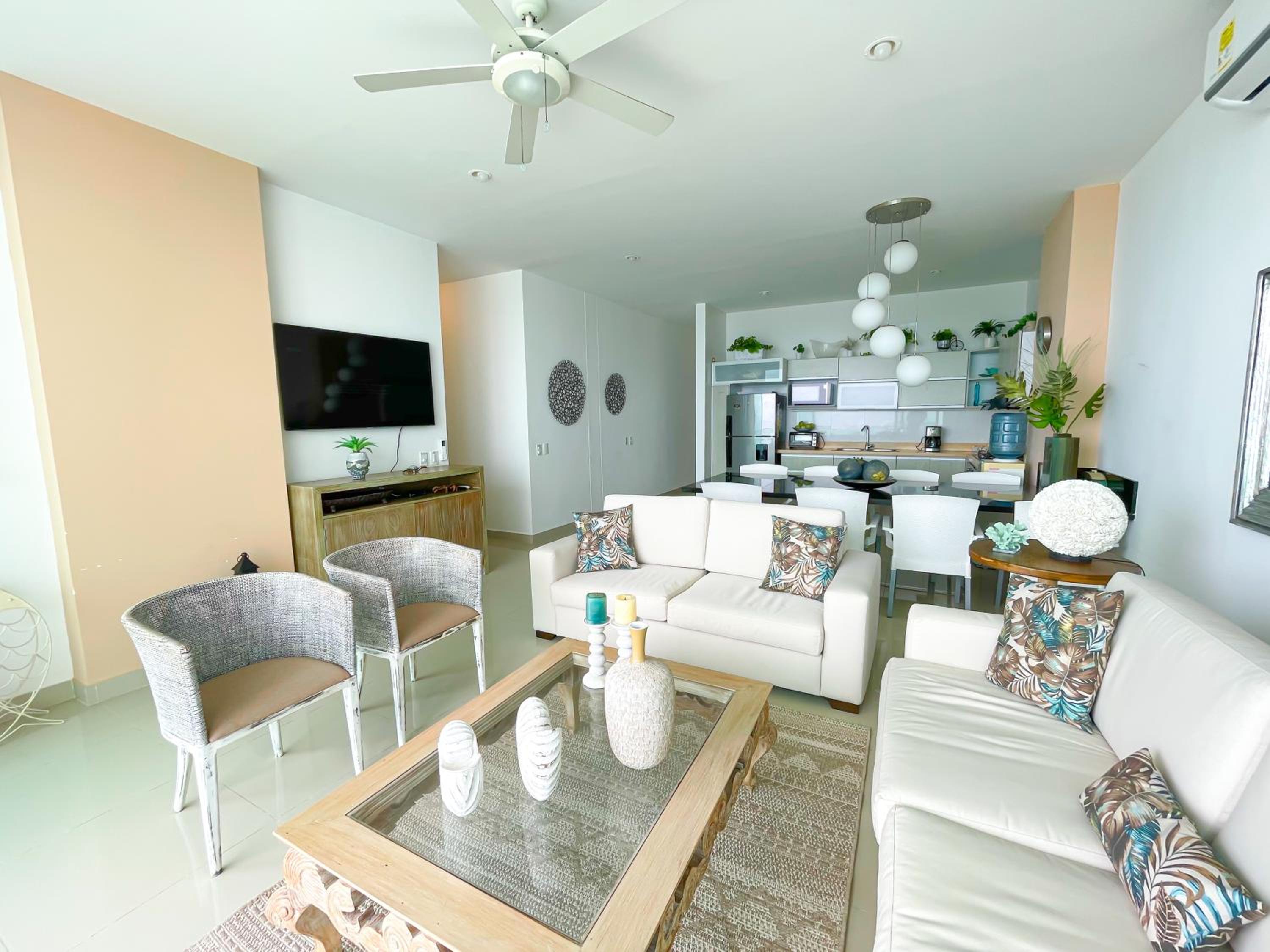 Magico Apartamento Frente al Mar 4 Habitaciones BM63