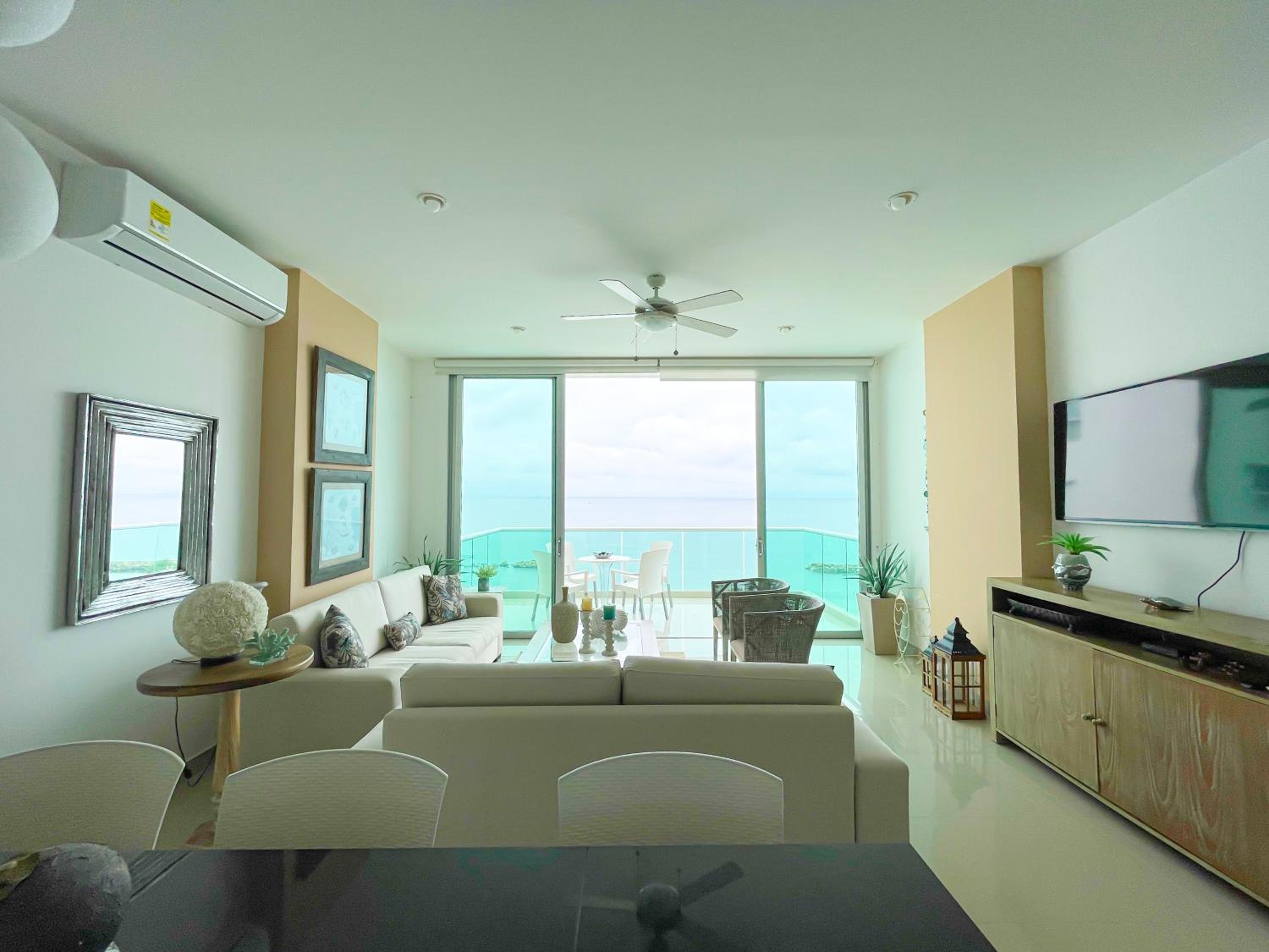 Magico Apartamento Frente al Mar 4 Habitaciones BM63