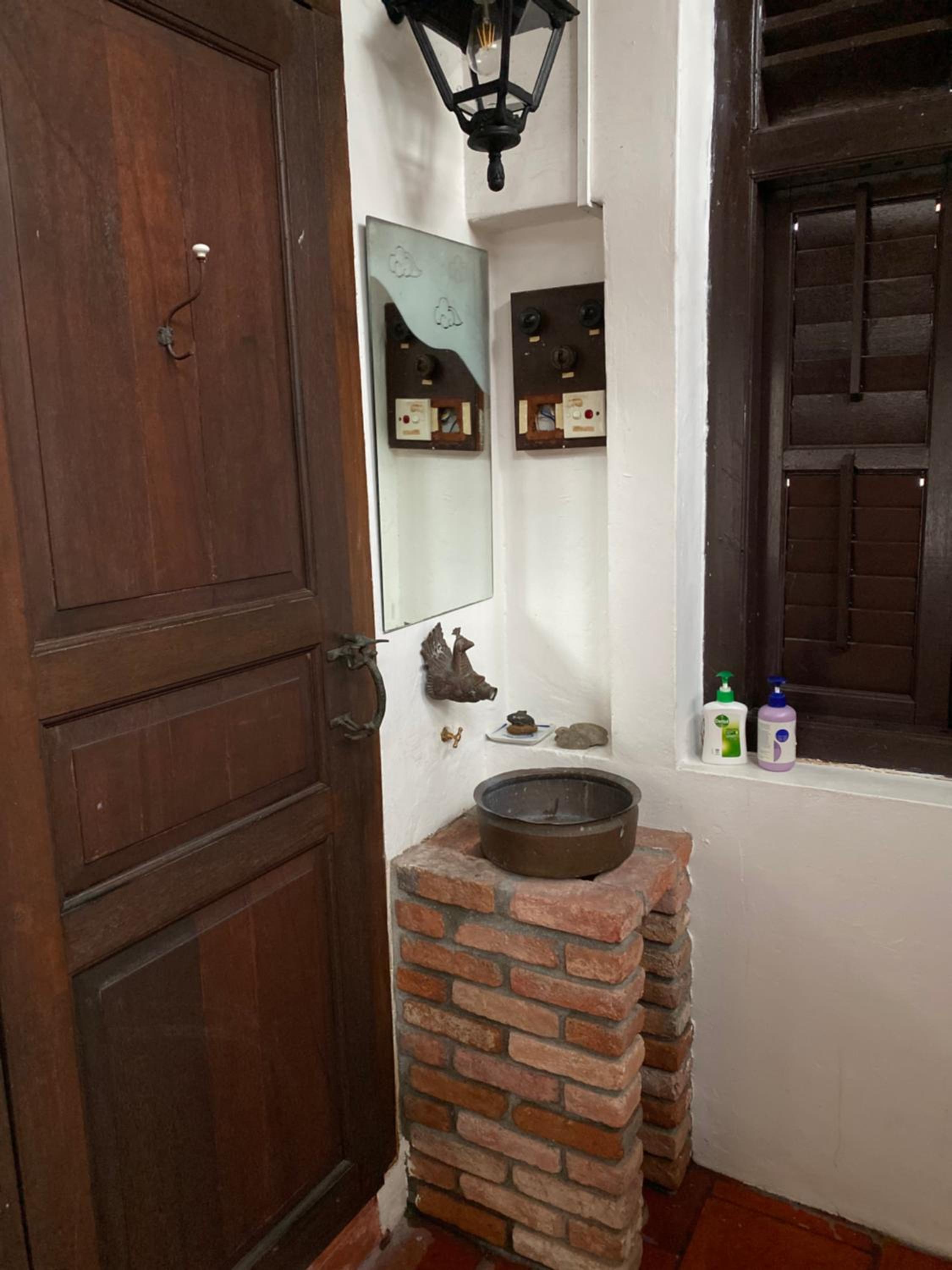 Qiyis Cottage photo 8