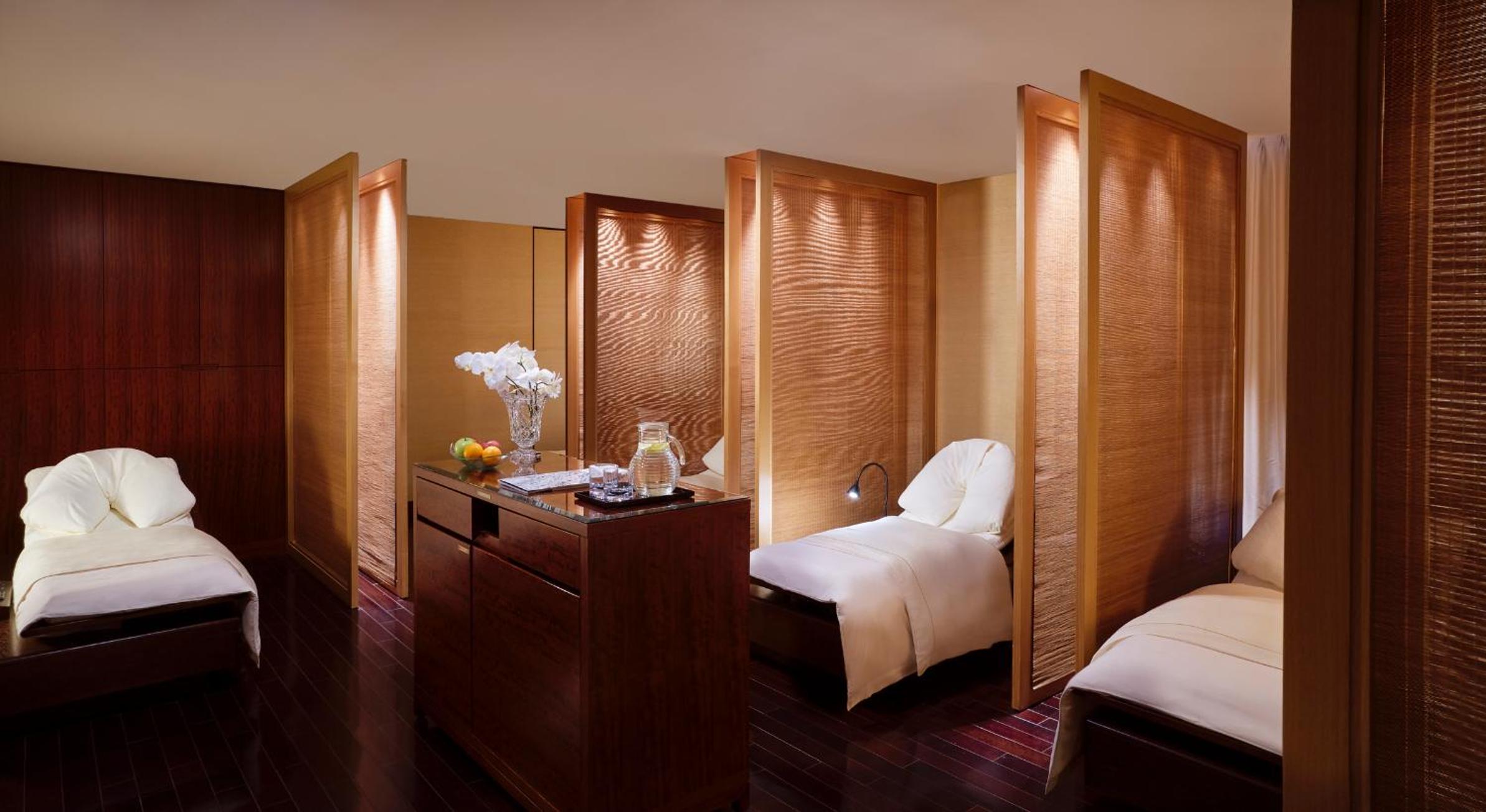 The Peninsula Tokyo 35
