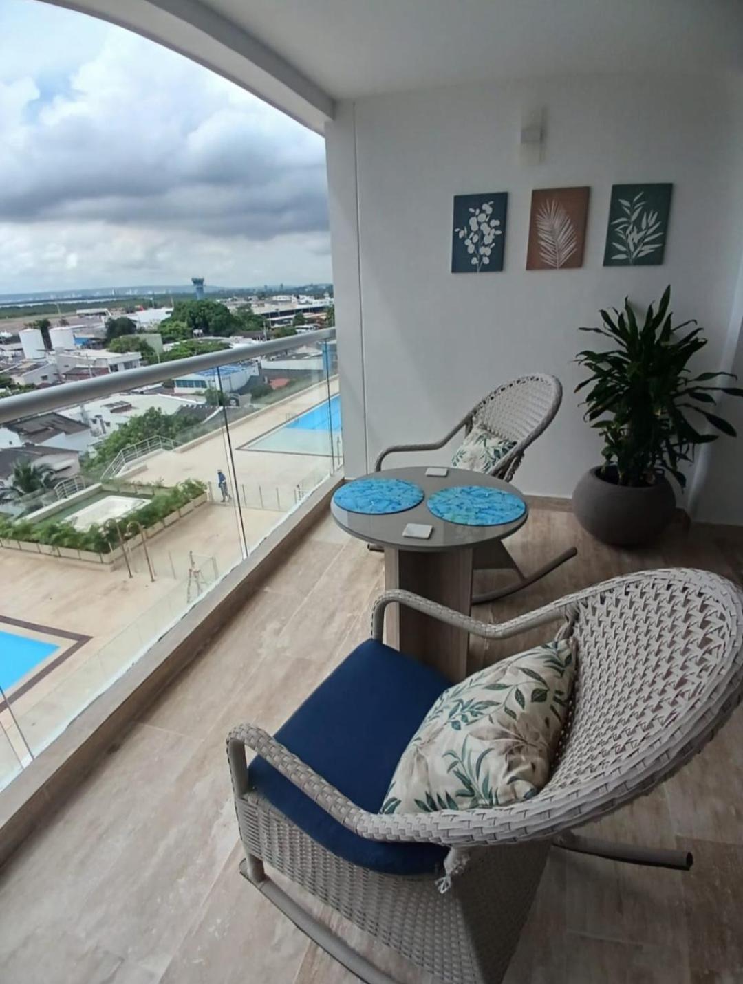 Luxury aparment close to the airport