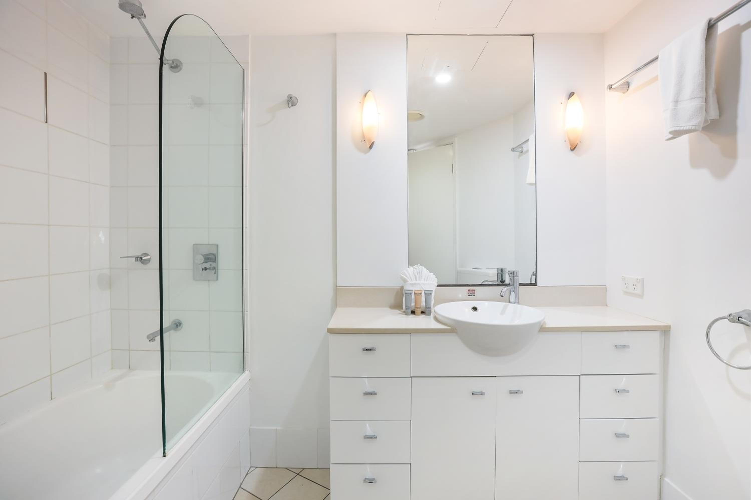 Stunning Chevron Apartment 3 Pools - Optimise BNB