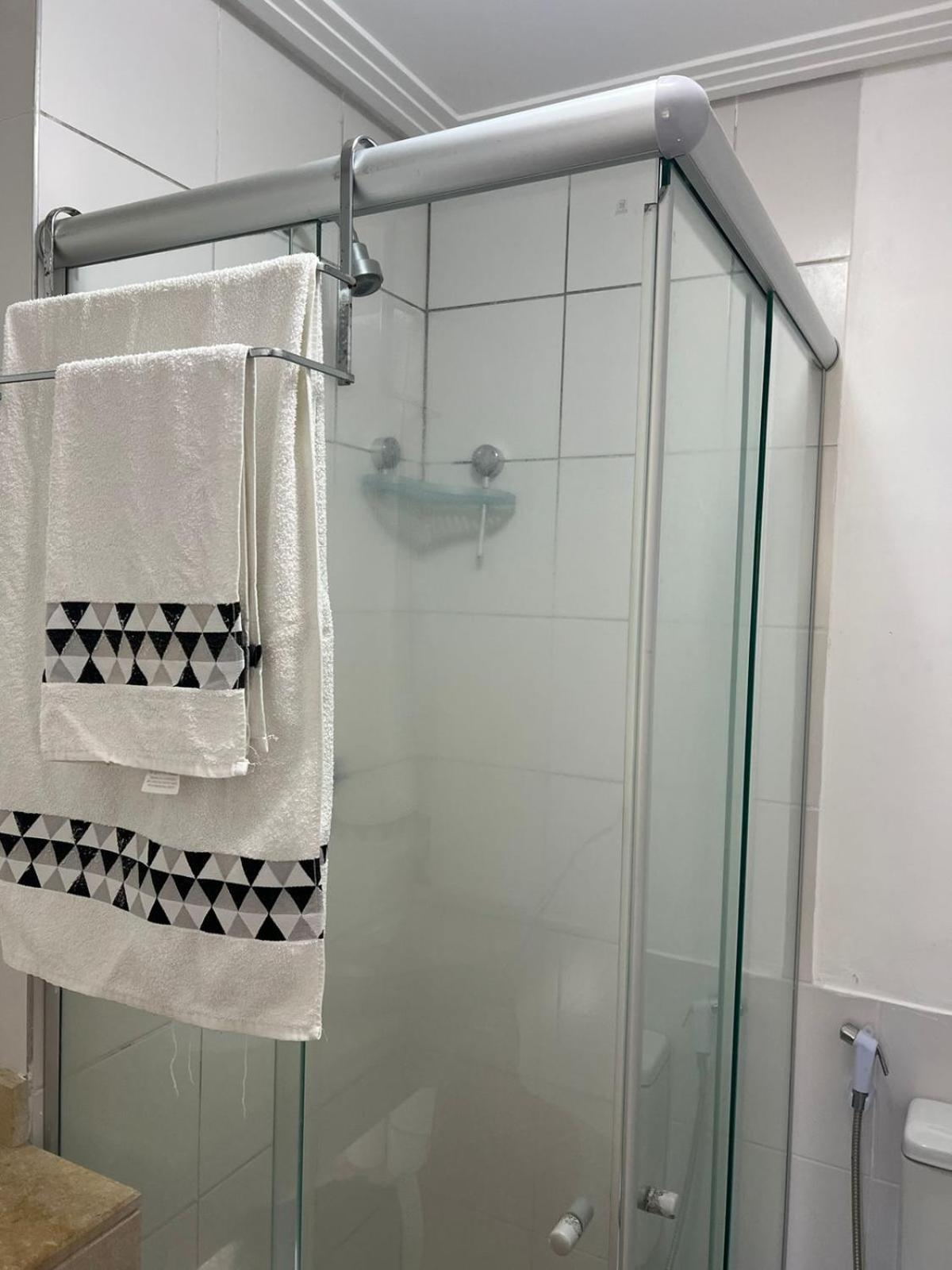 Apartamento Completo no Beach Living Porto das Dunas - Apto Luxo