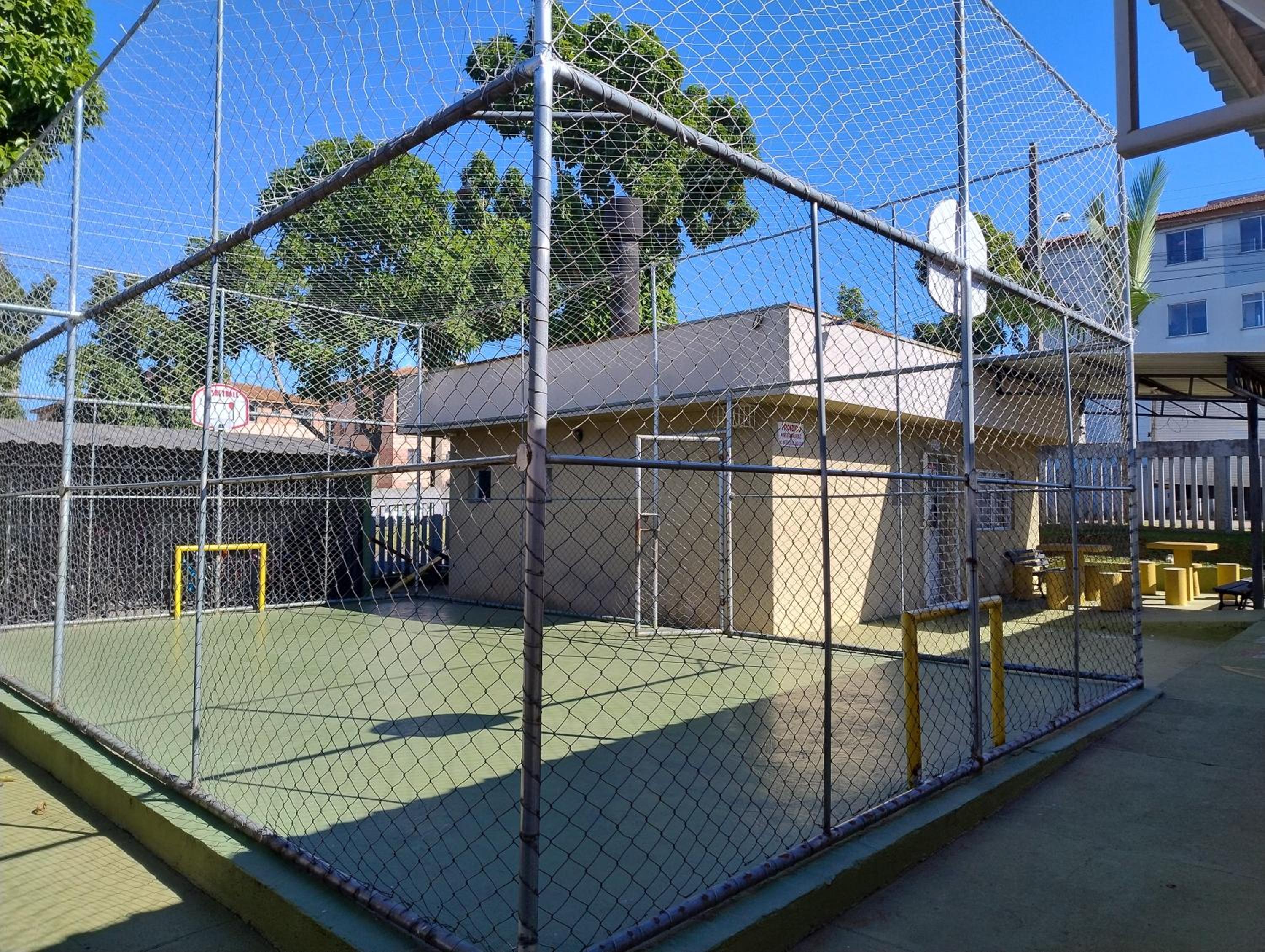 Apto bem localizado em Curitiba