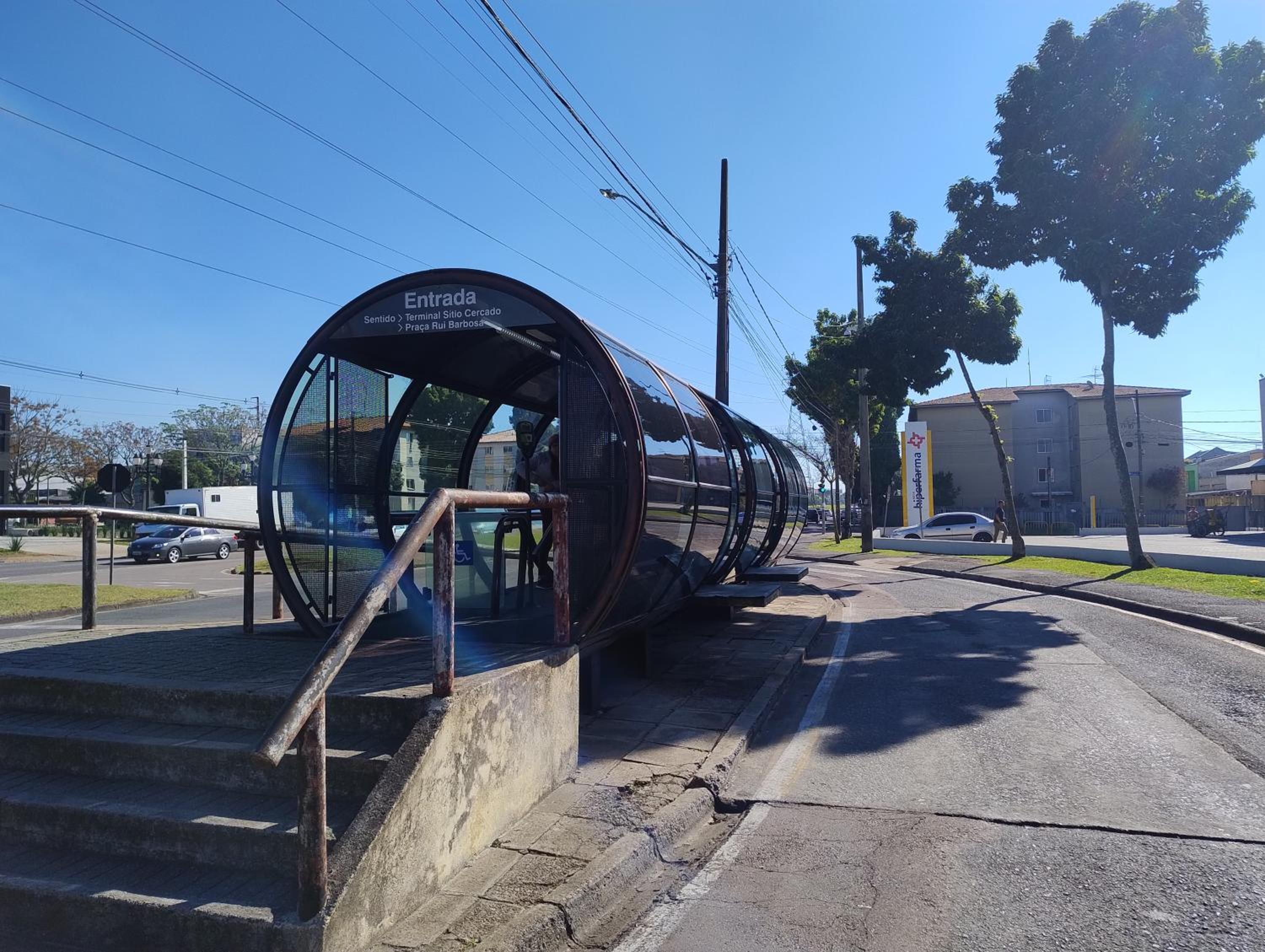 Apto bem localizado em Curitiba