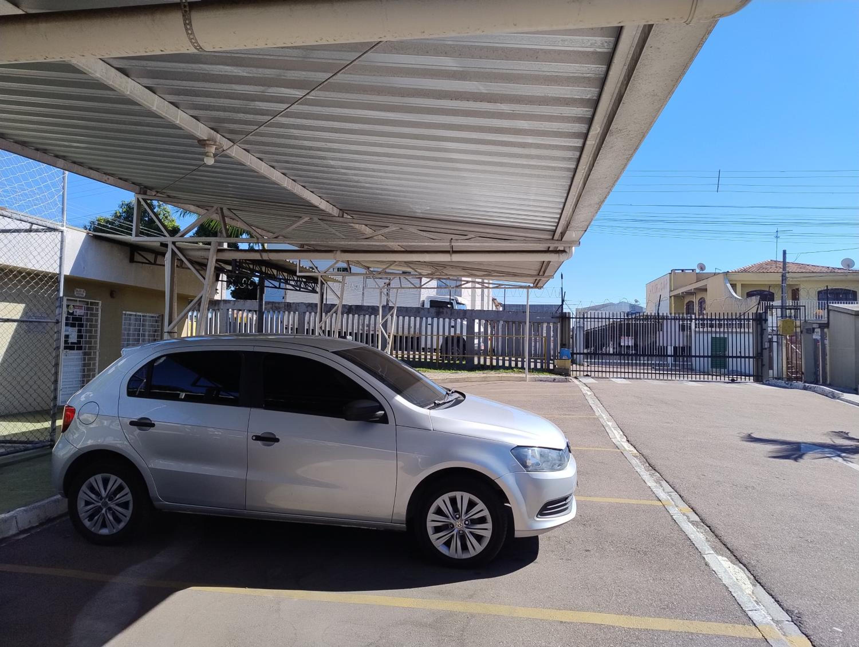 Apto bem localizado em Curitiba
