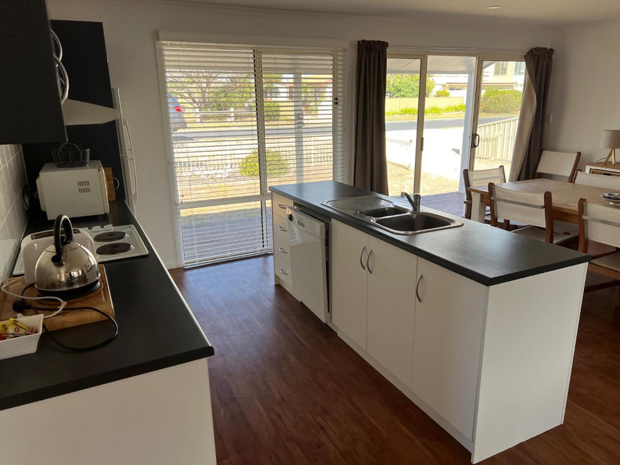 Elandra House - WiFi pet friendly outside