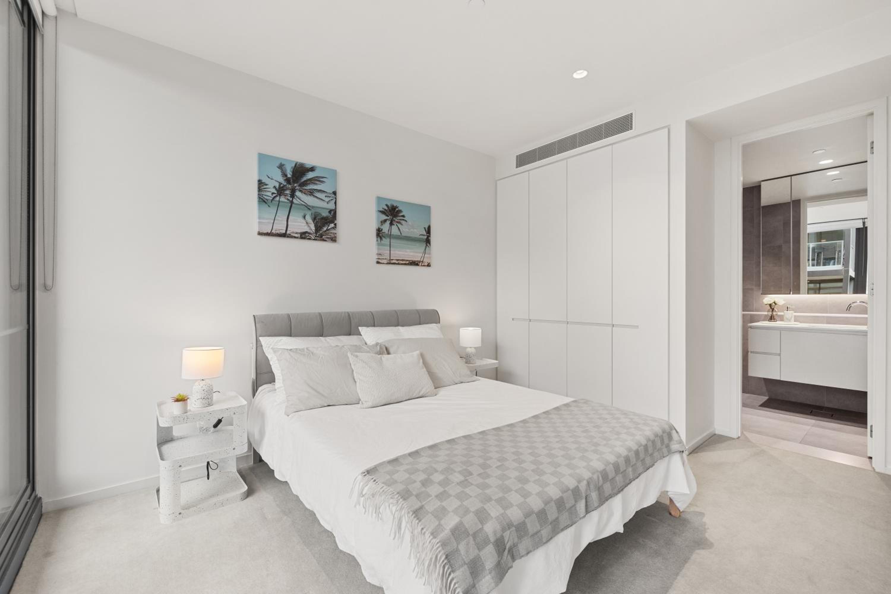 2Bed Free Park Toorak Station