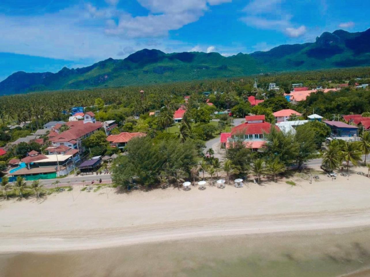 Baan Golden Resort & Residences