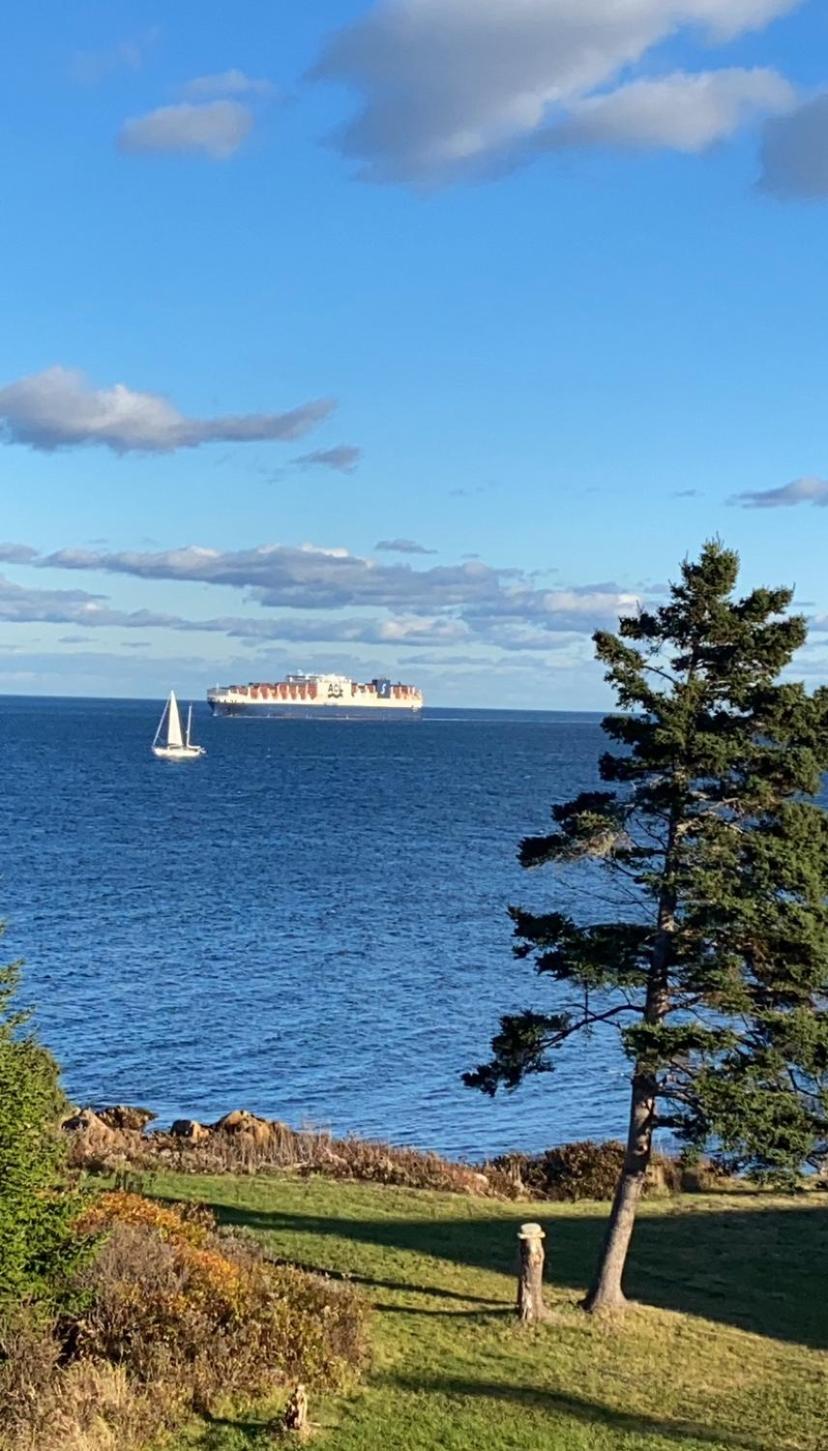Hotel Ocean Sunrise,Beach Front,20 Minutes to Halifax - Image 1