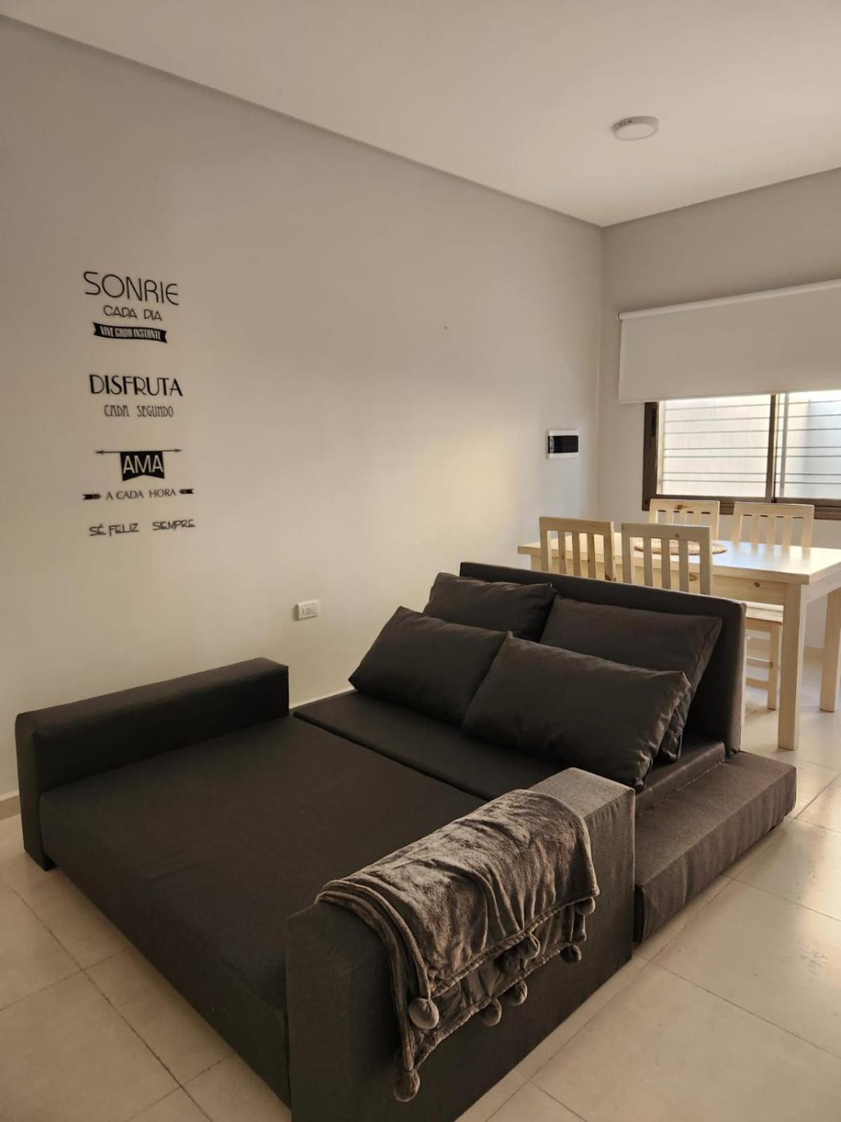 ESPECTACULAR DEPARTAMENTO ZONA PALMARESs