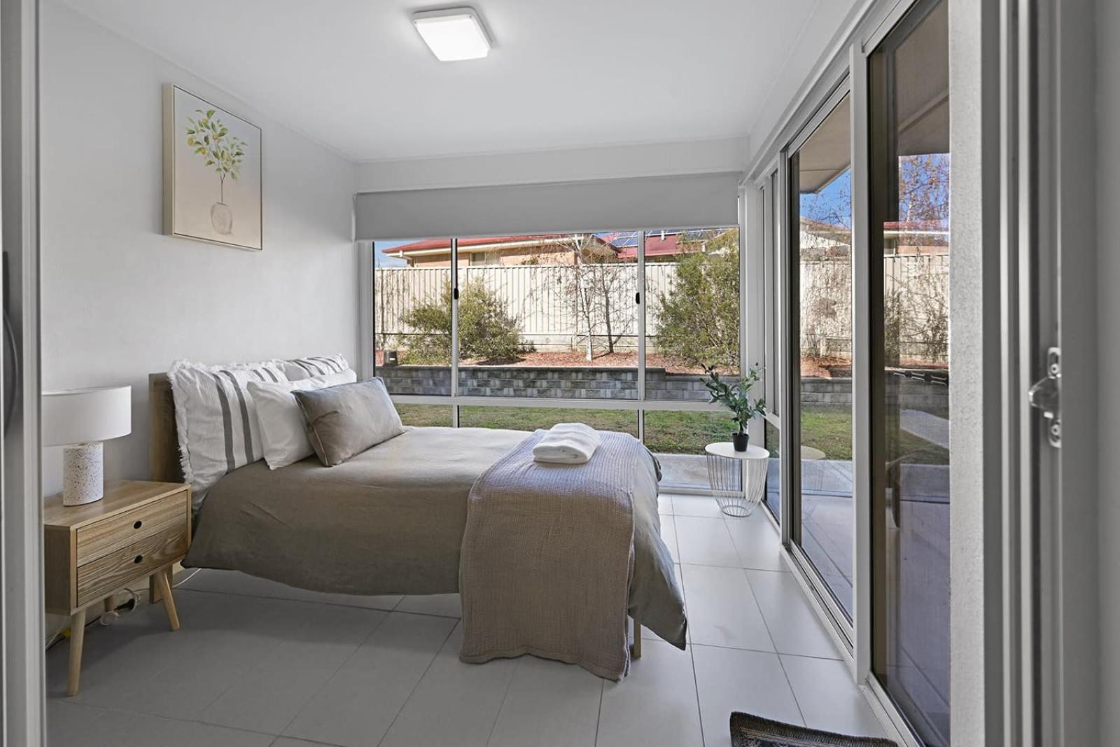 Ophir - Large Entertainer, Sleeps 11