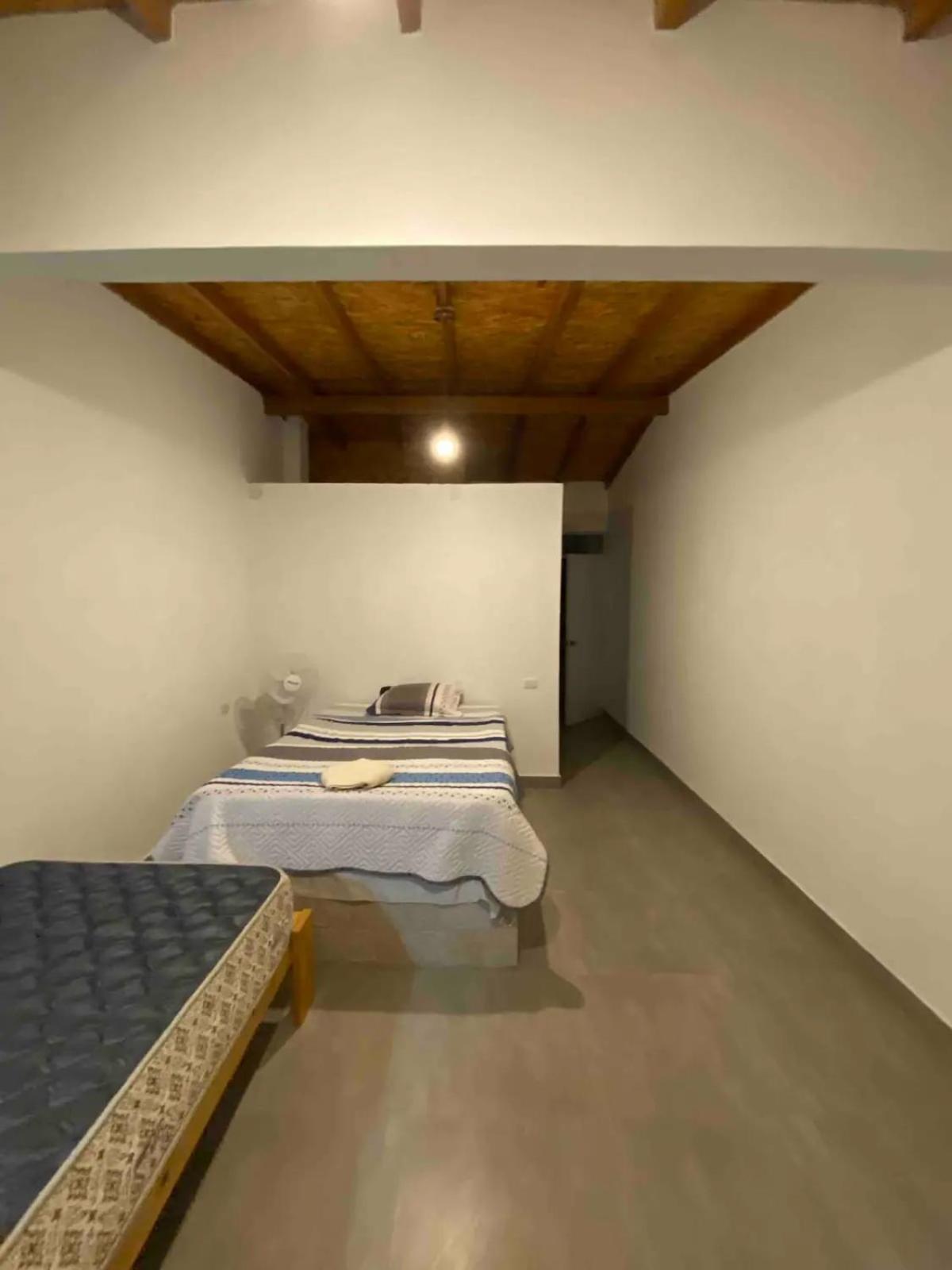 Hospedaje Titos