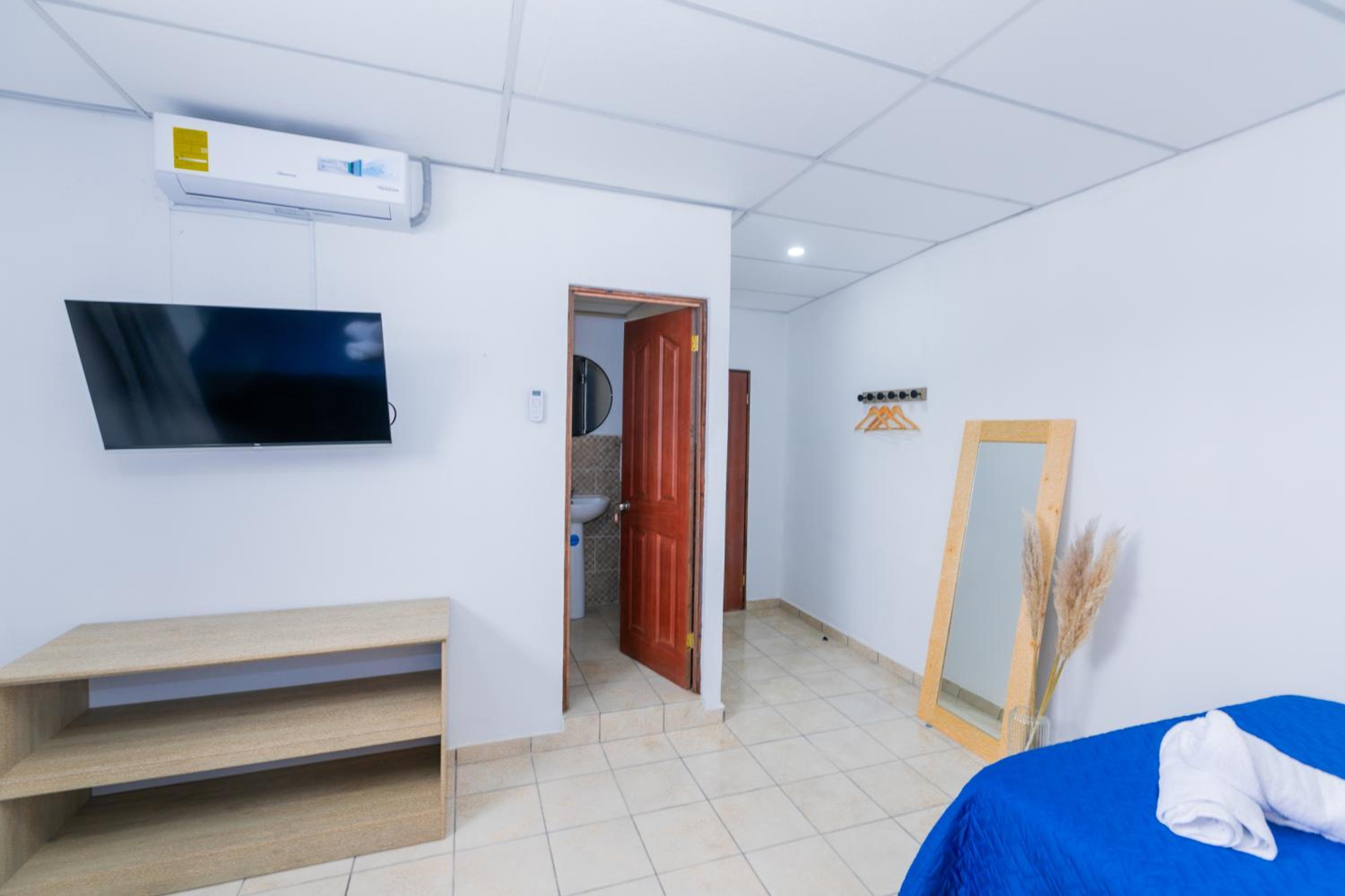 Friendly House