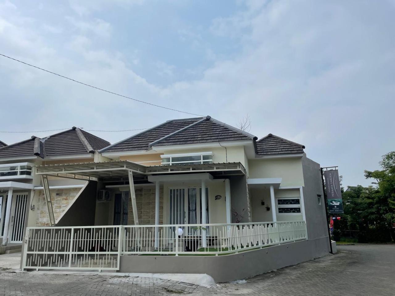Andaru Villa Batu view 3
