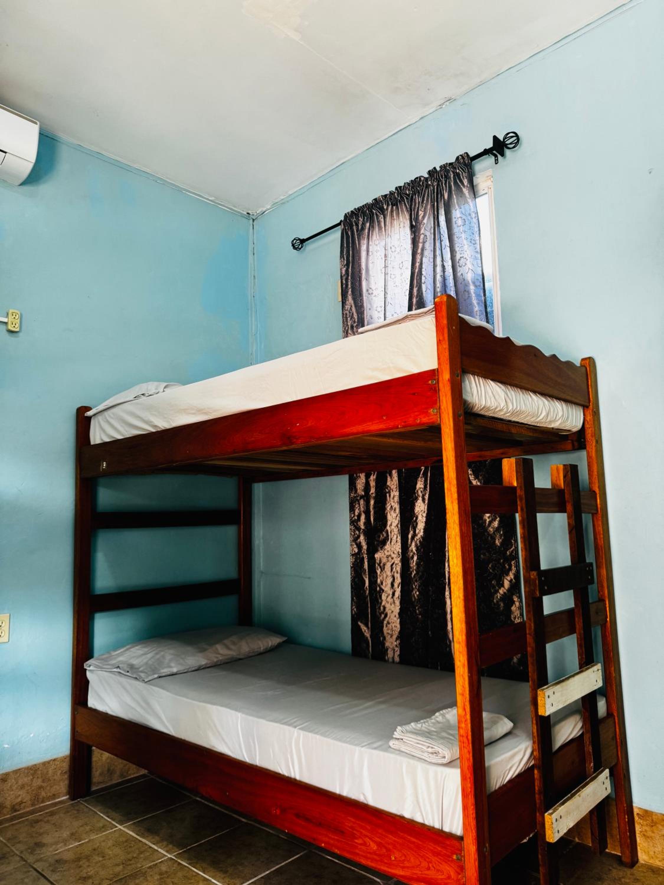 Go Slow Guesthouse