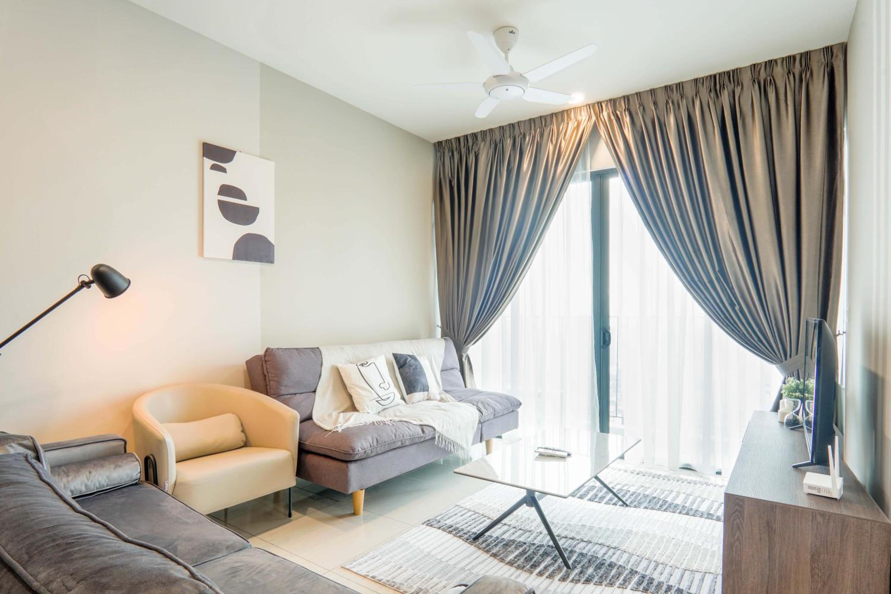 Datum Jelatek Residence by Airhost