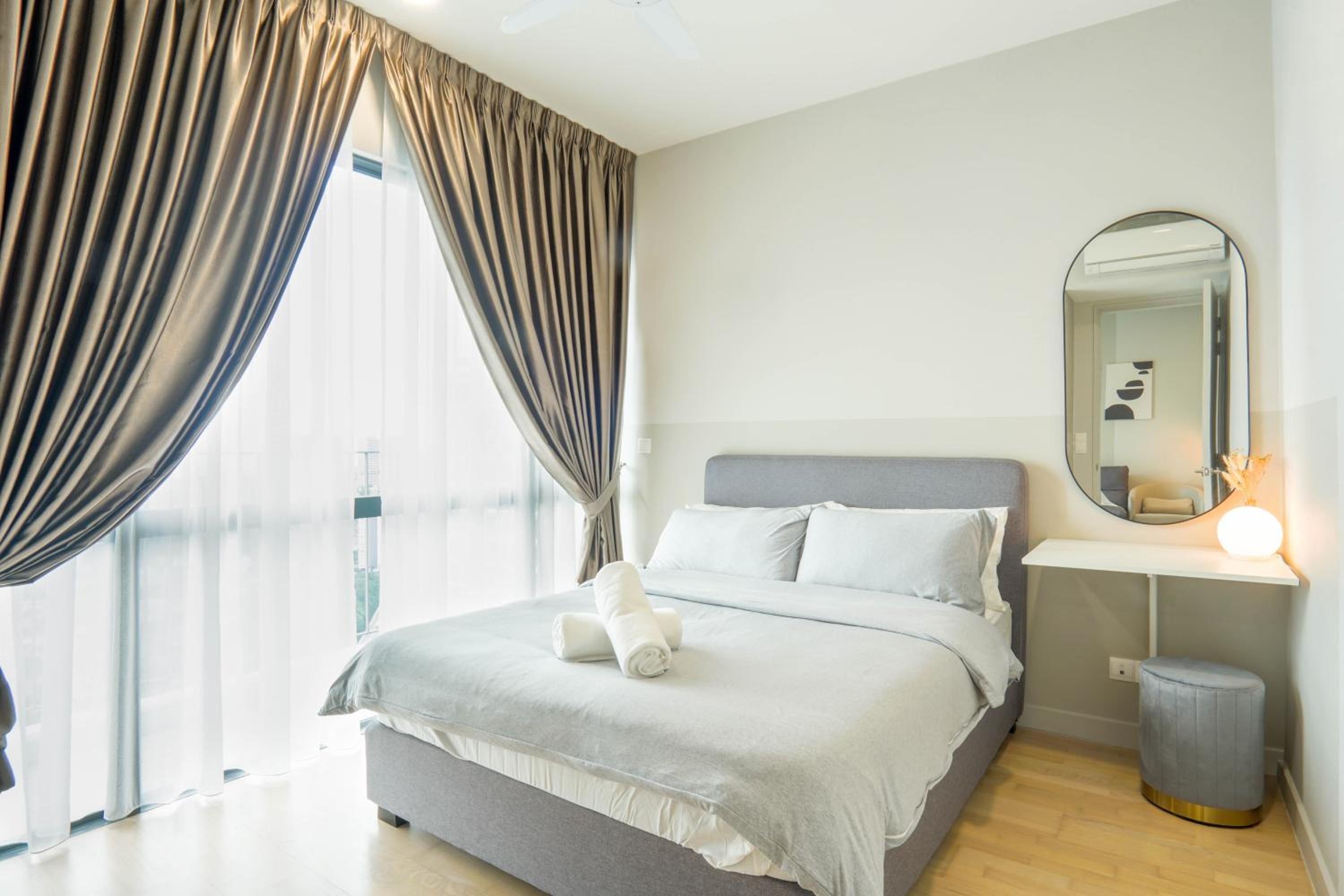Datum Jelatek Residence by Airhost