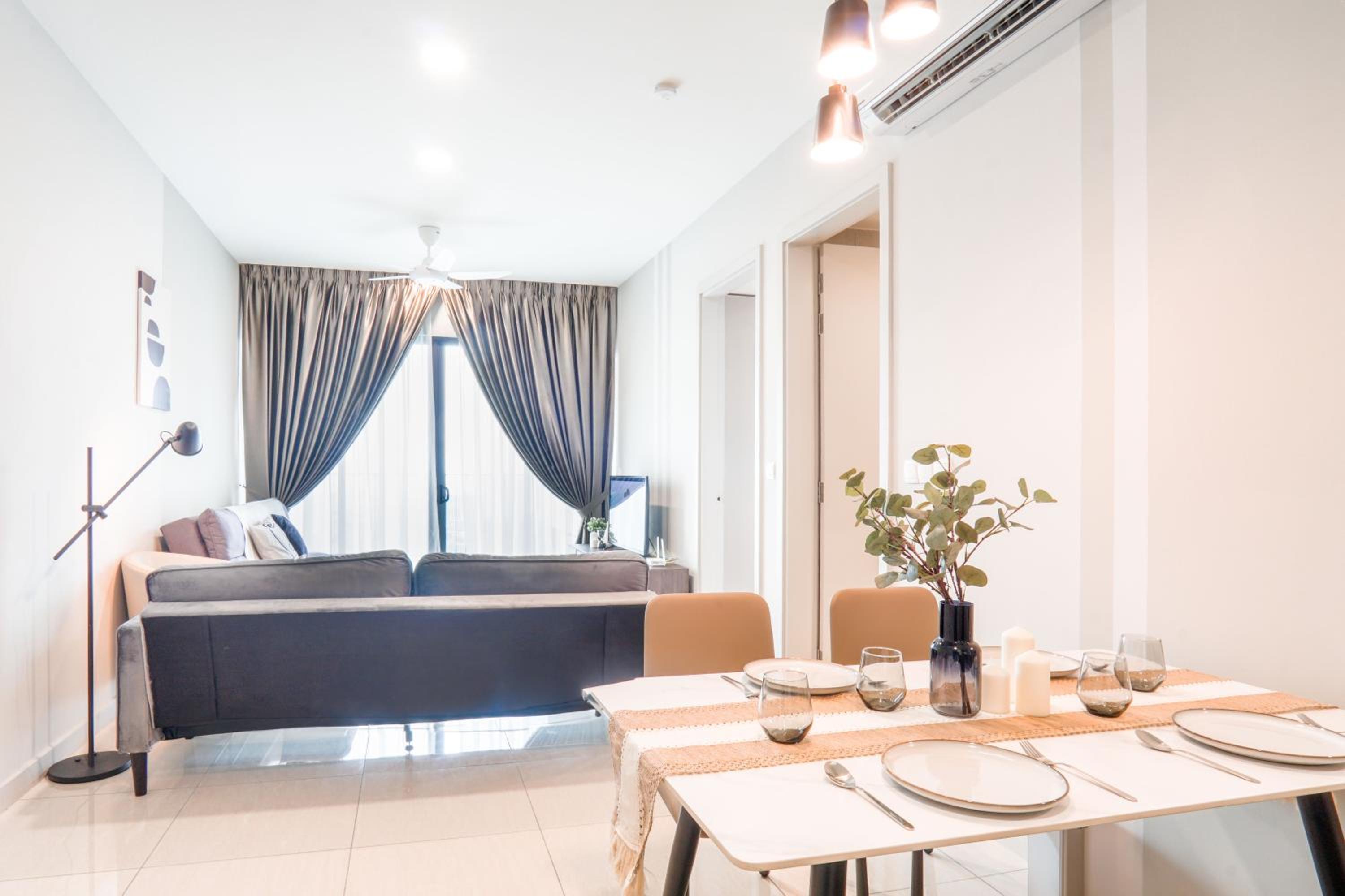 Datum Jelatek Residence by Airhost