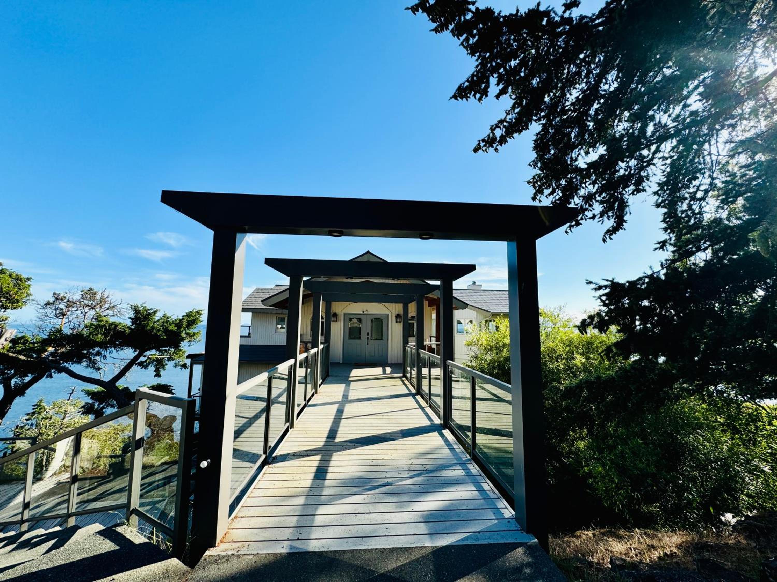 Sahhali on the Bluffs