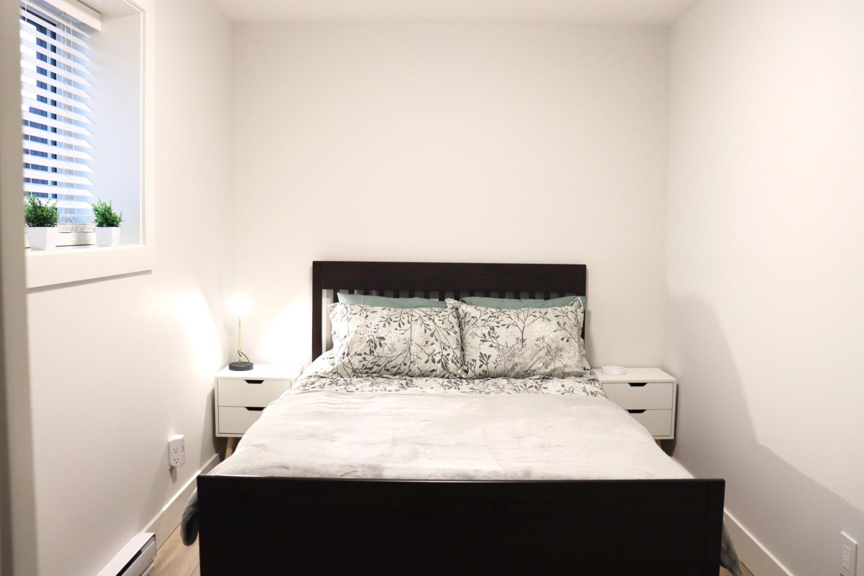 Centrally Located Modern Suite