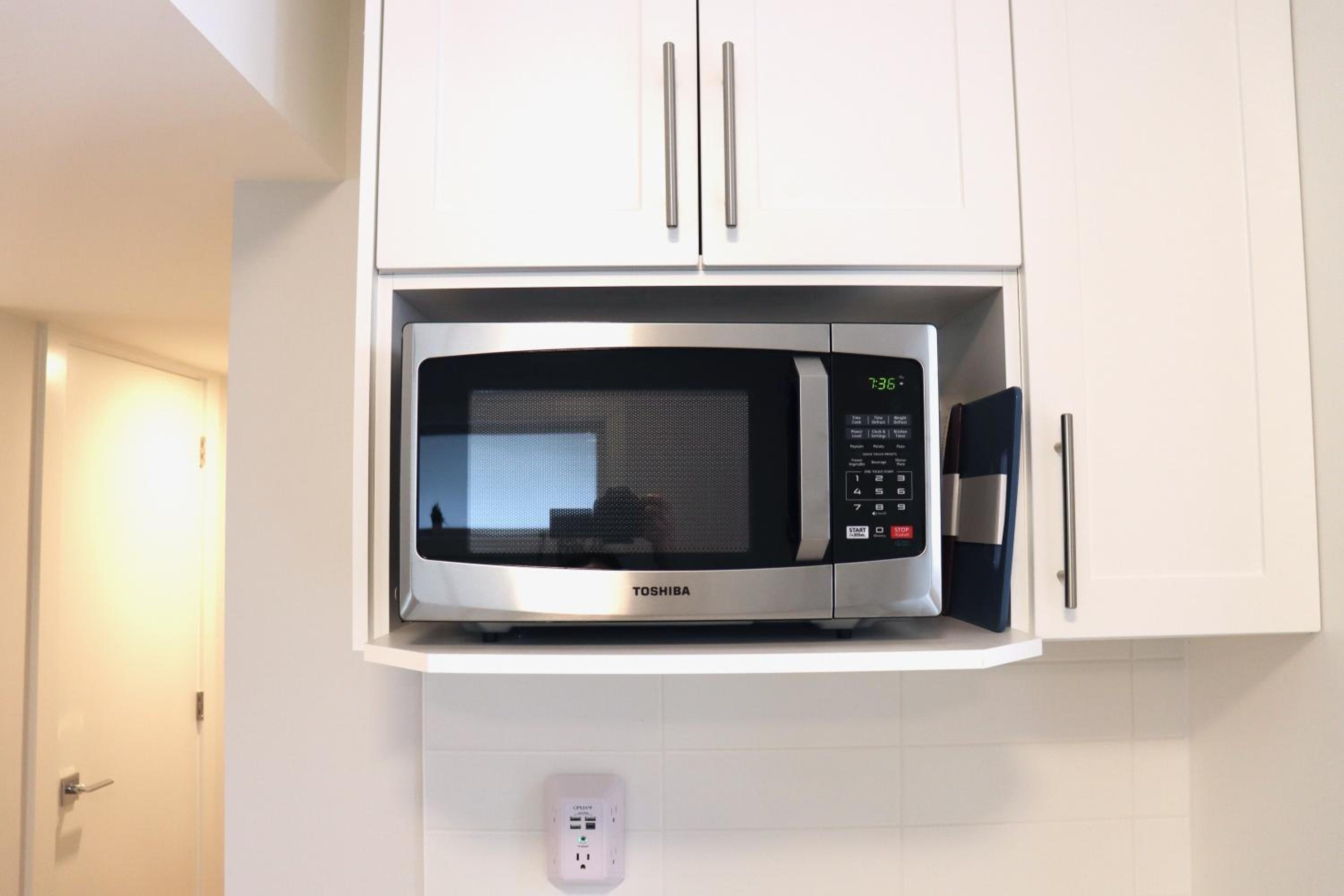 Centrally Located Modern Suite