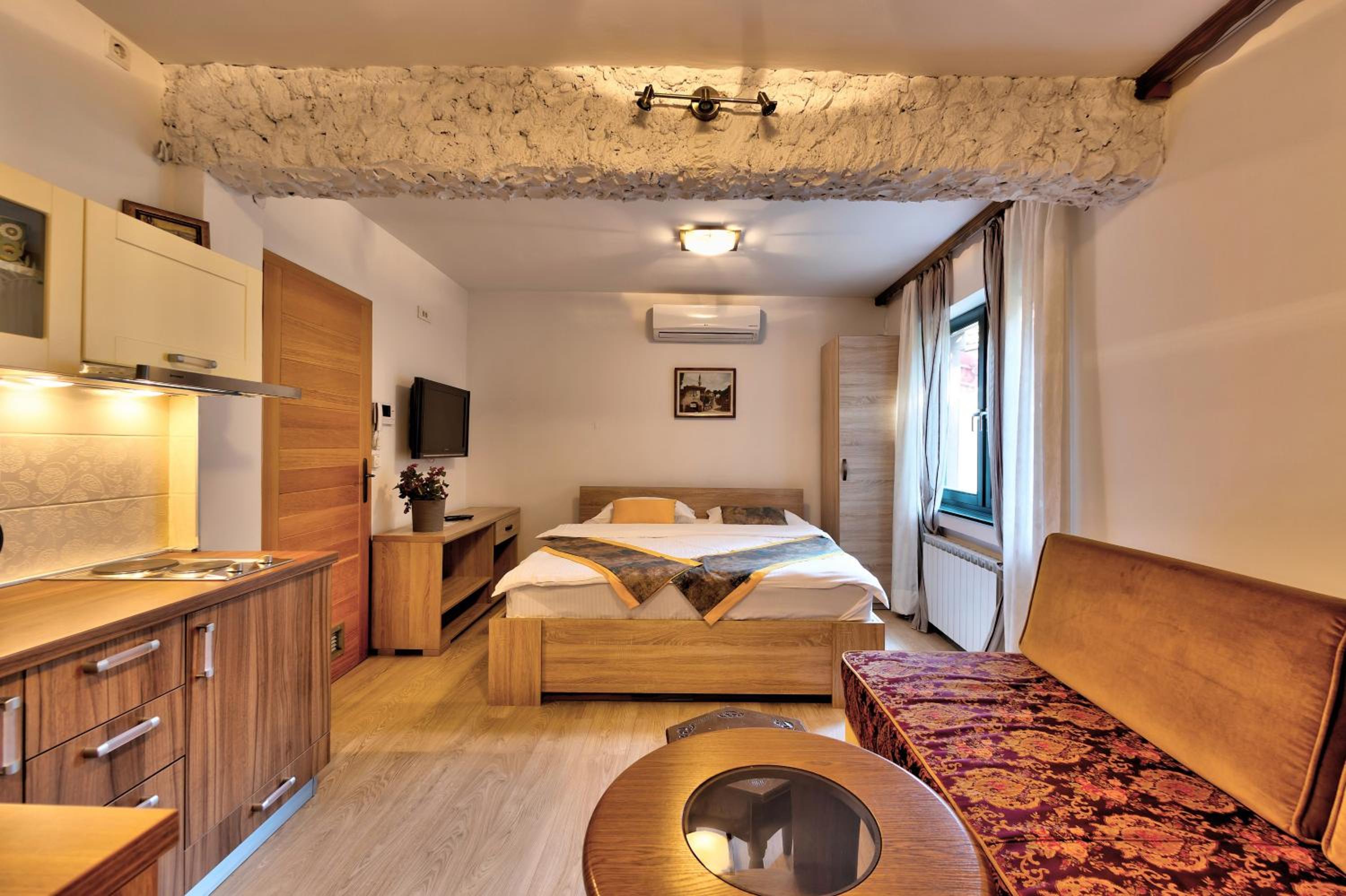 Leyl Apartments