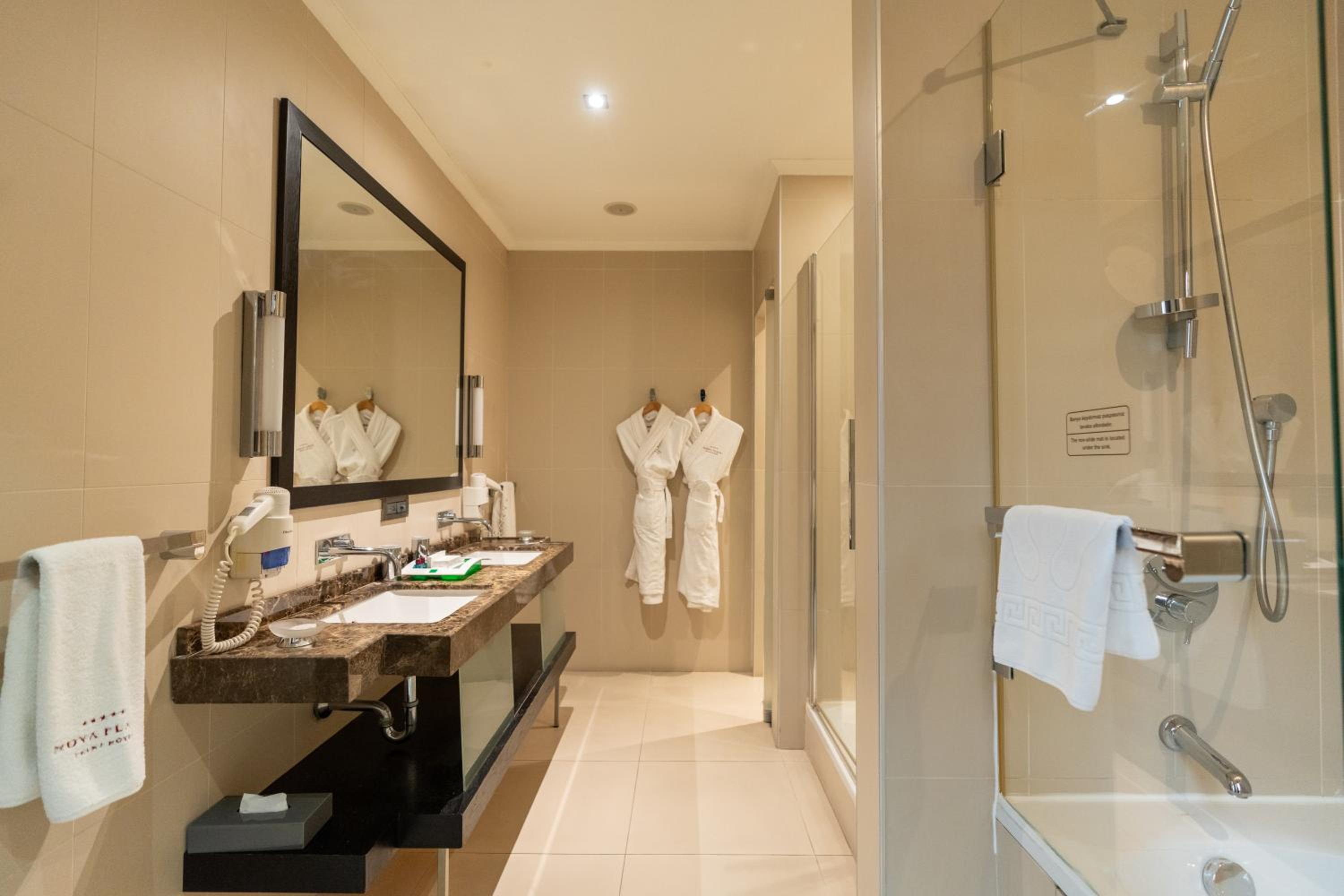 Nova Plaza Prime Hotel - Image 129