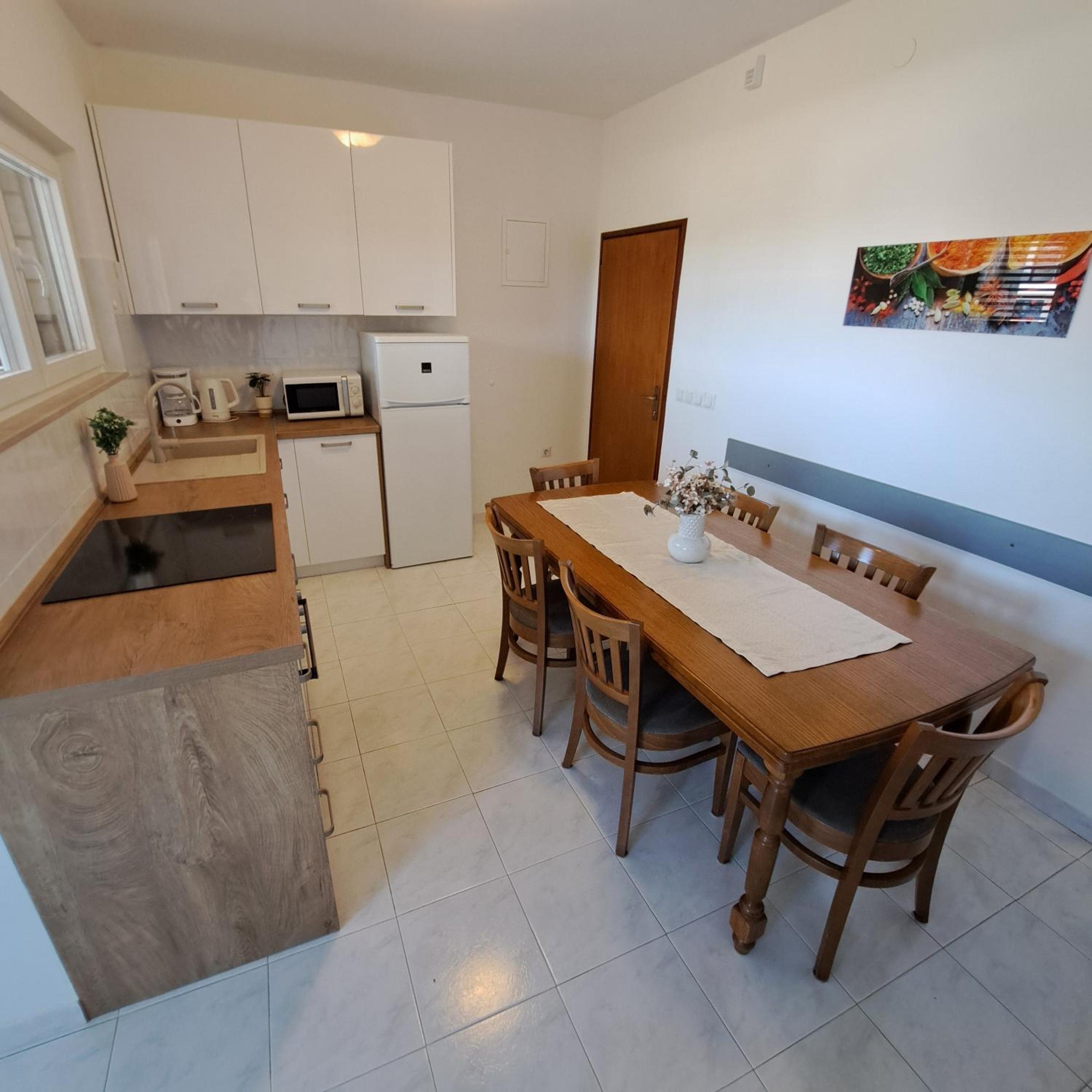Apartments Krešan Soline 2