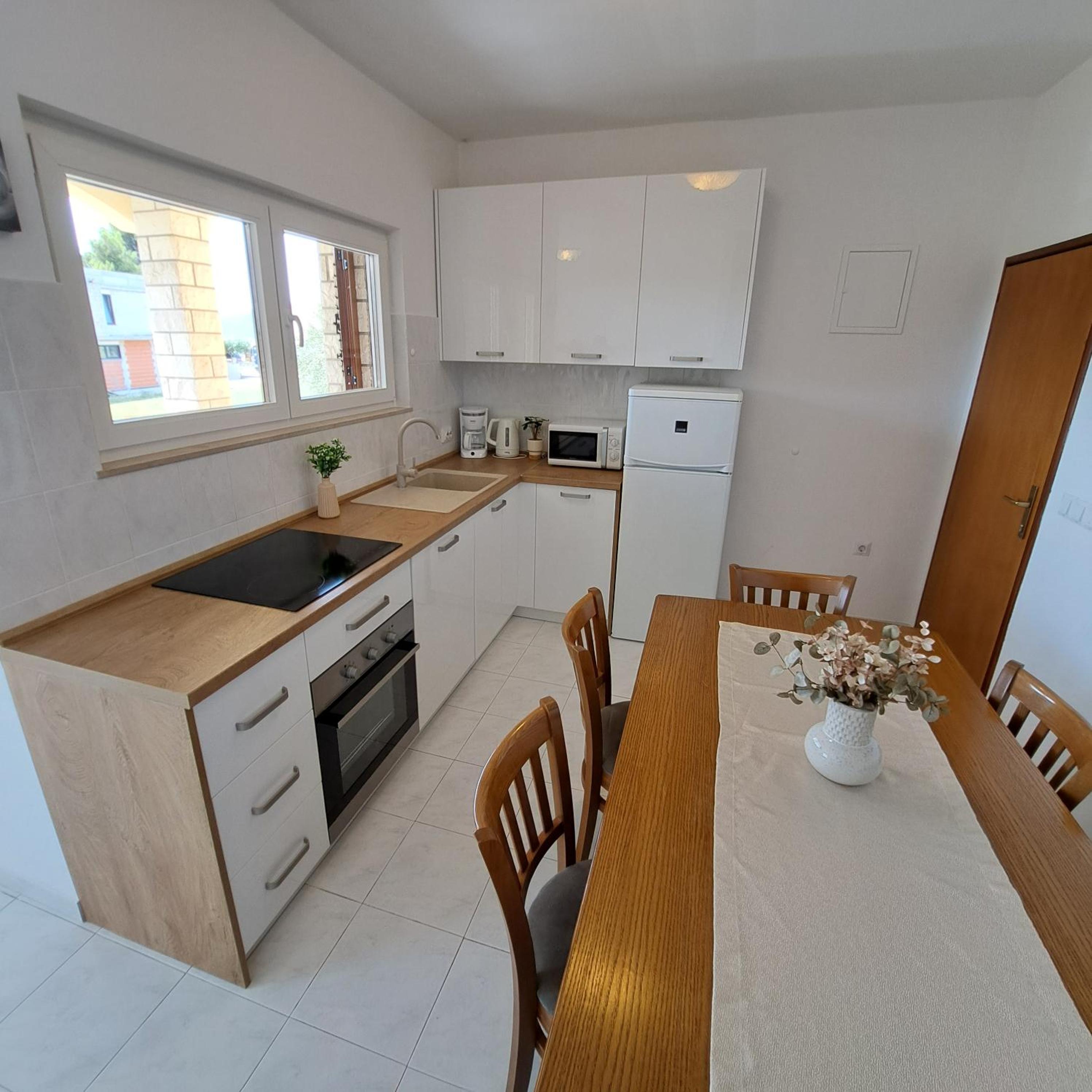Apartments Krešan Soline 2