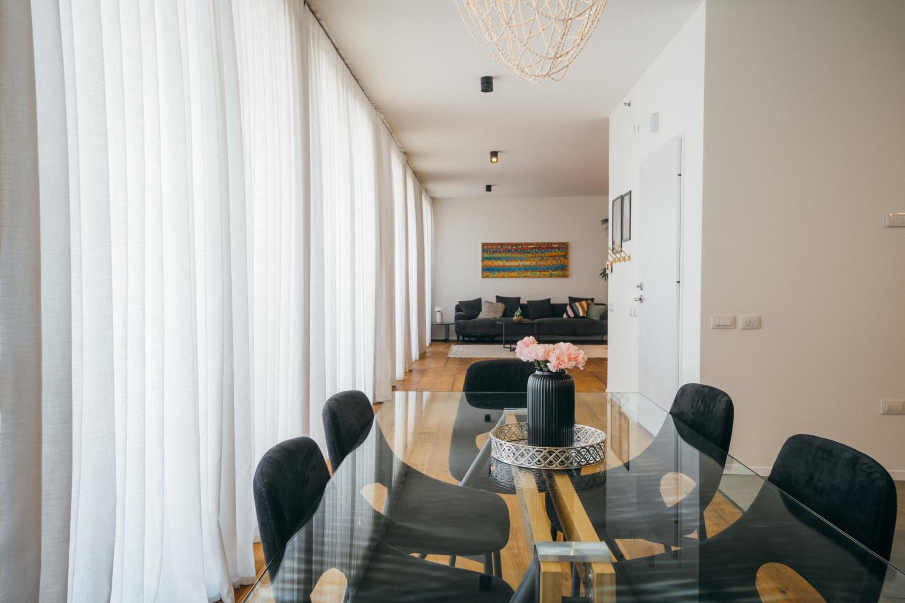 Hayarkon penthouse