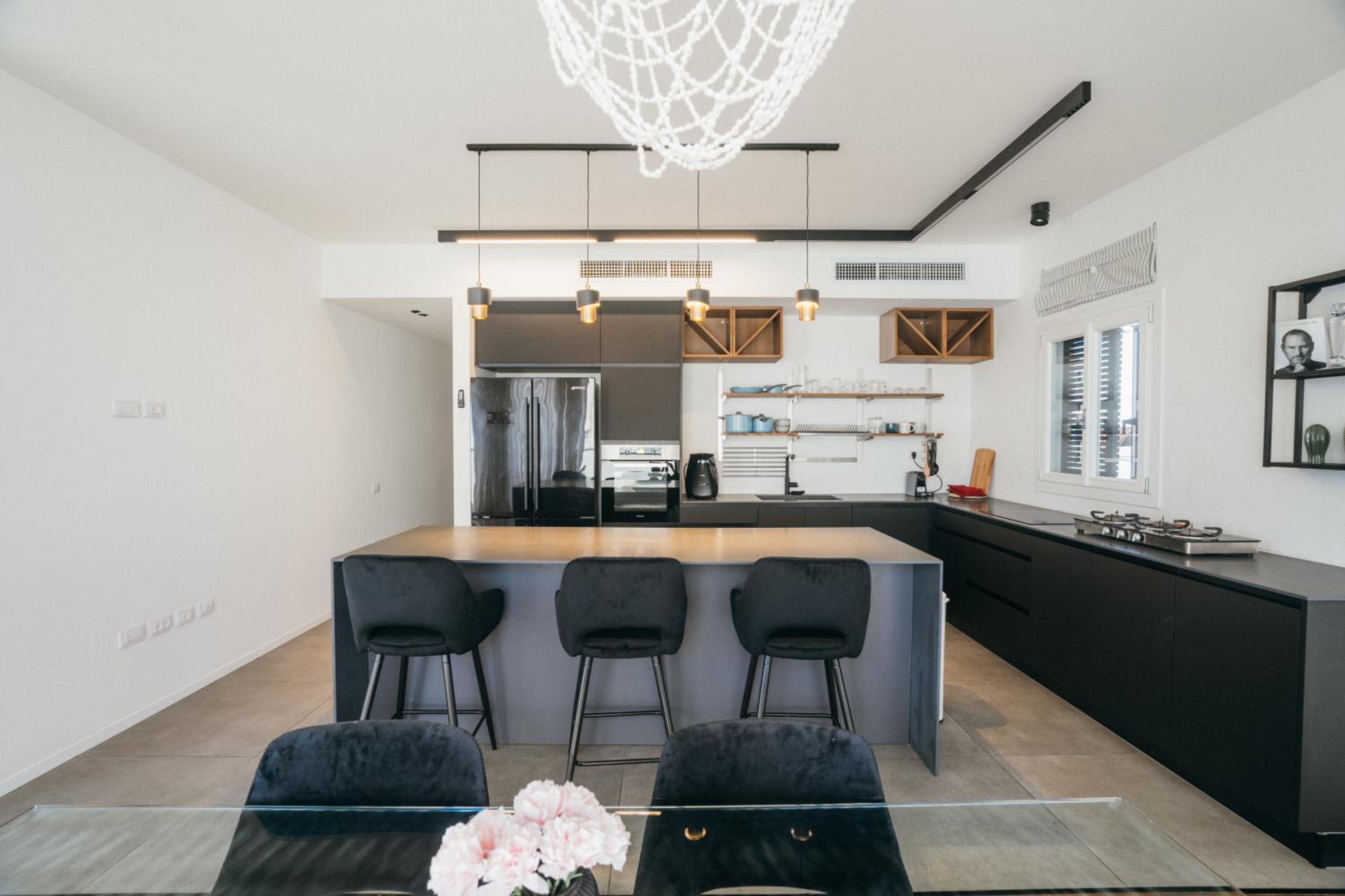 Hayarkon penthouse