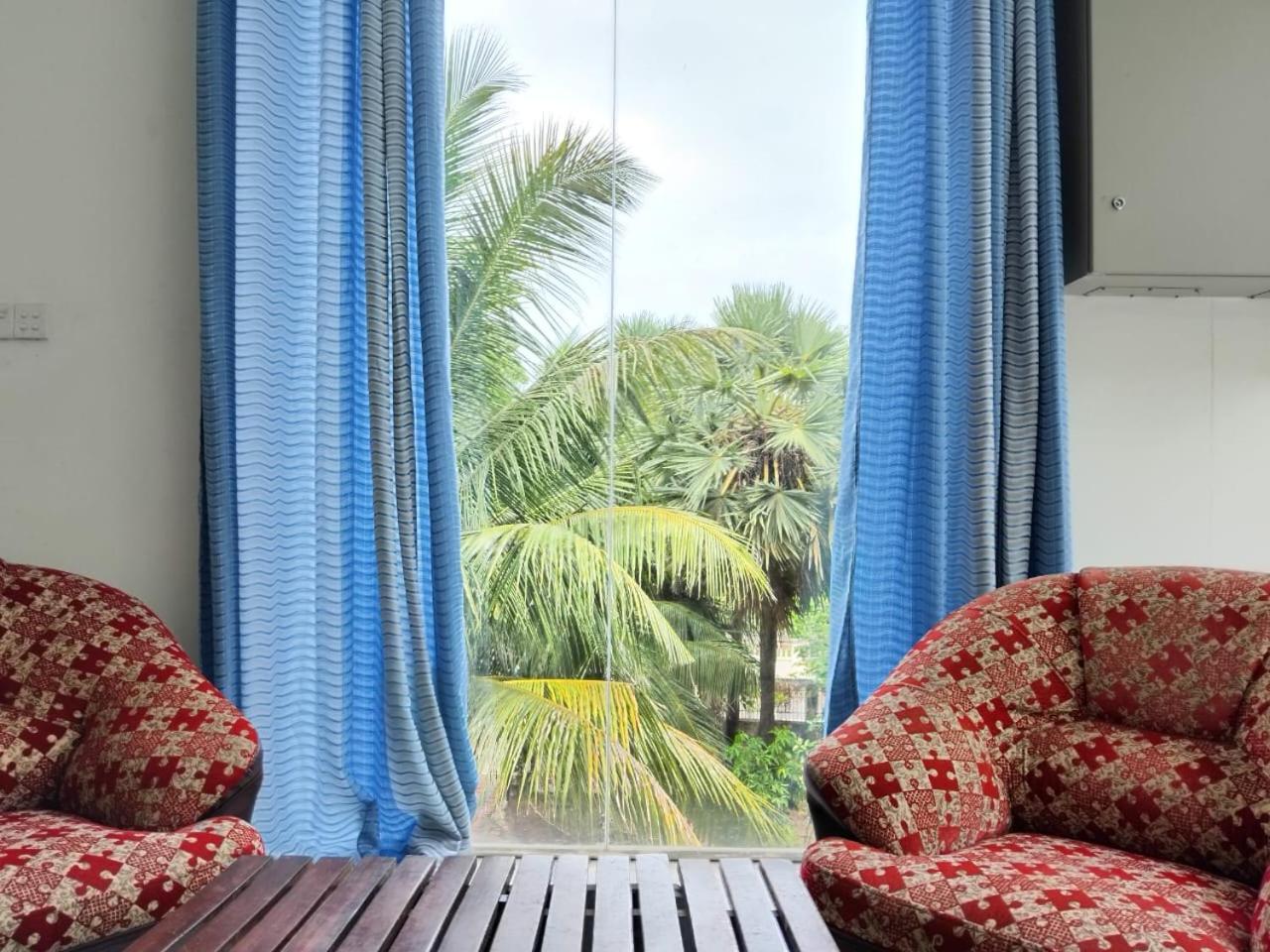 Esha Beach Resort Rooms view 4