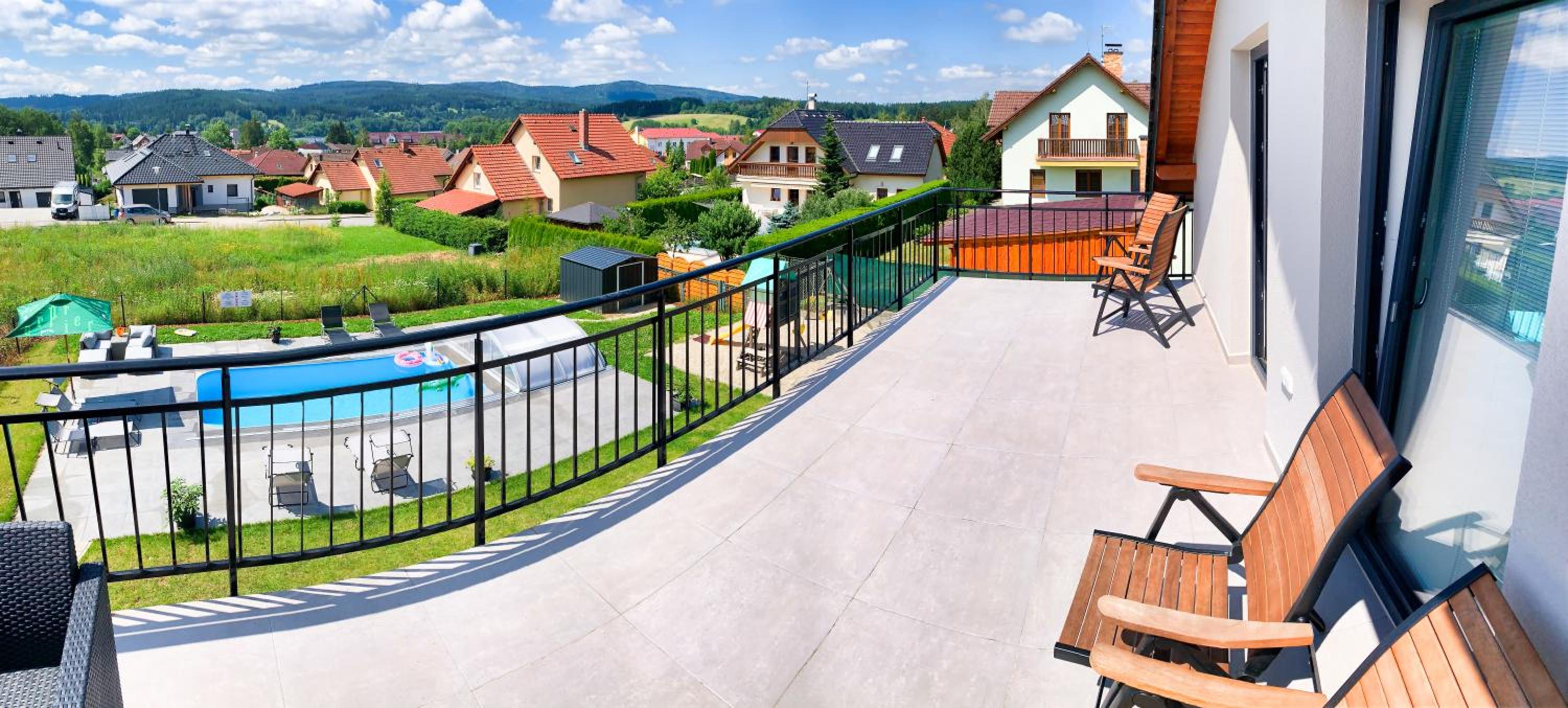 Apartmánové domy s bazénem Lipno 1
