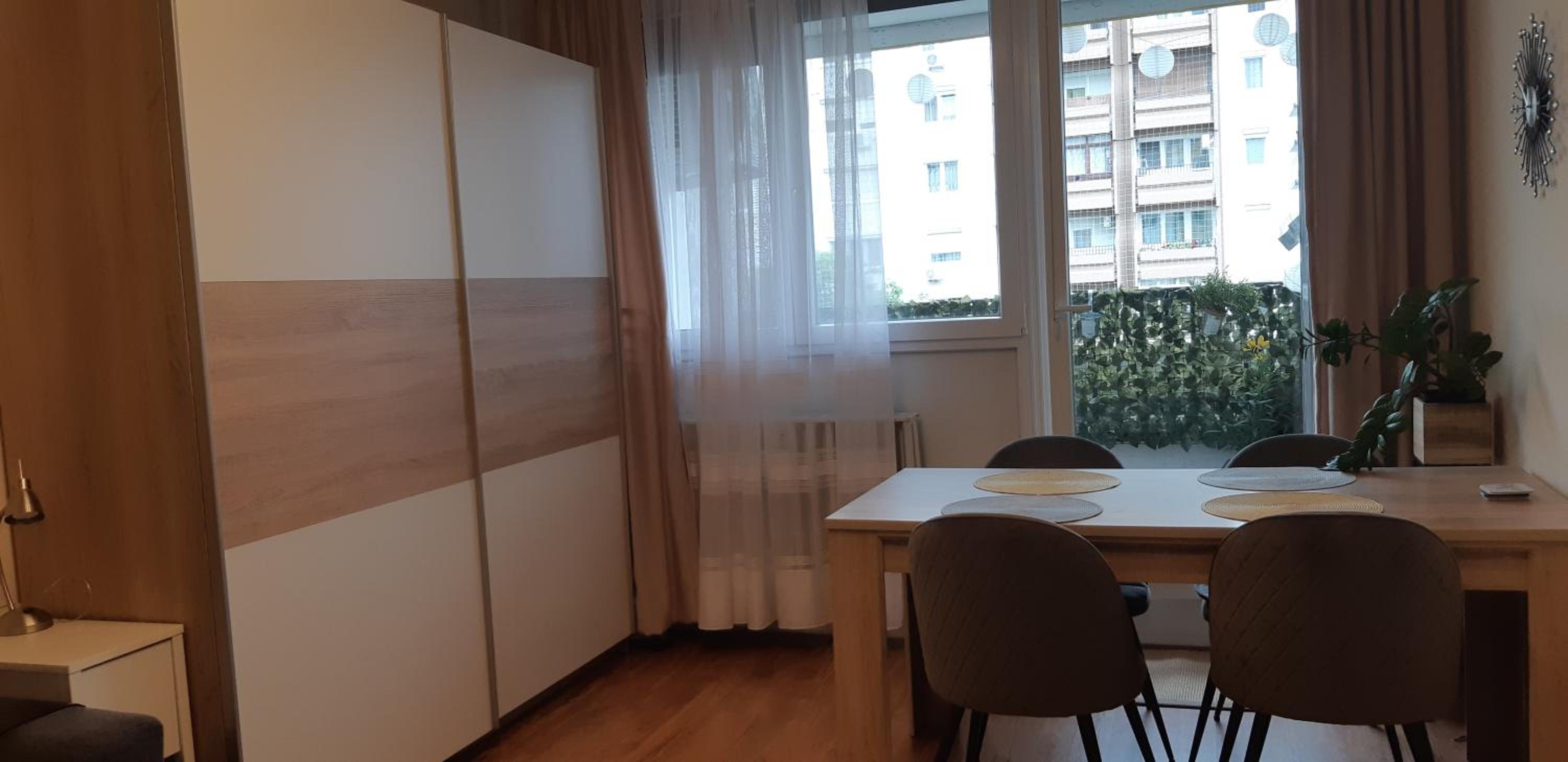 Etele Apartman