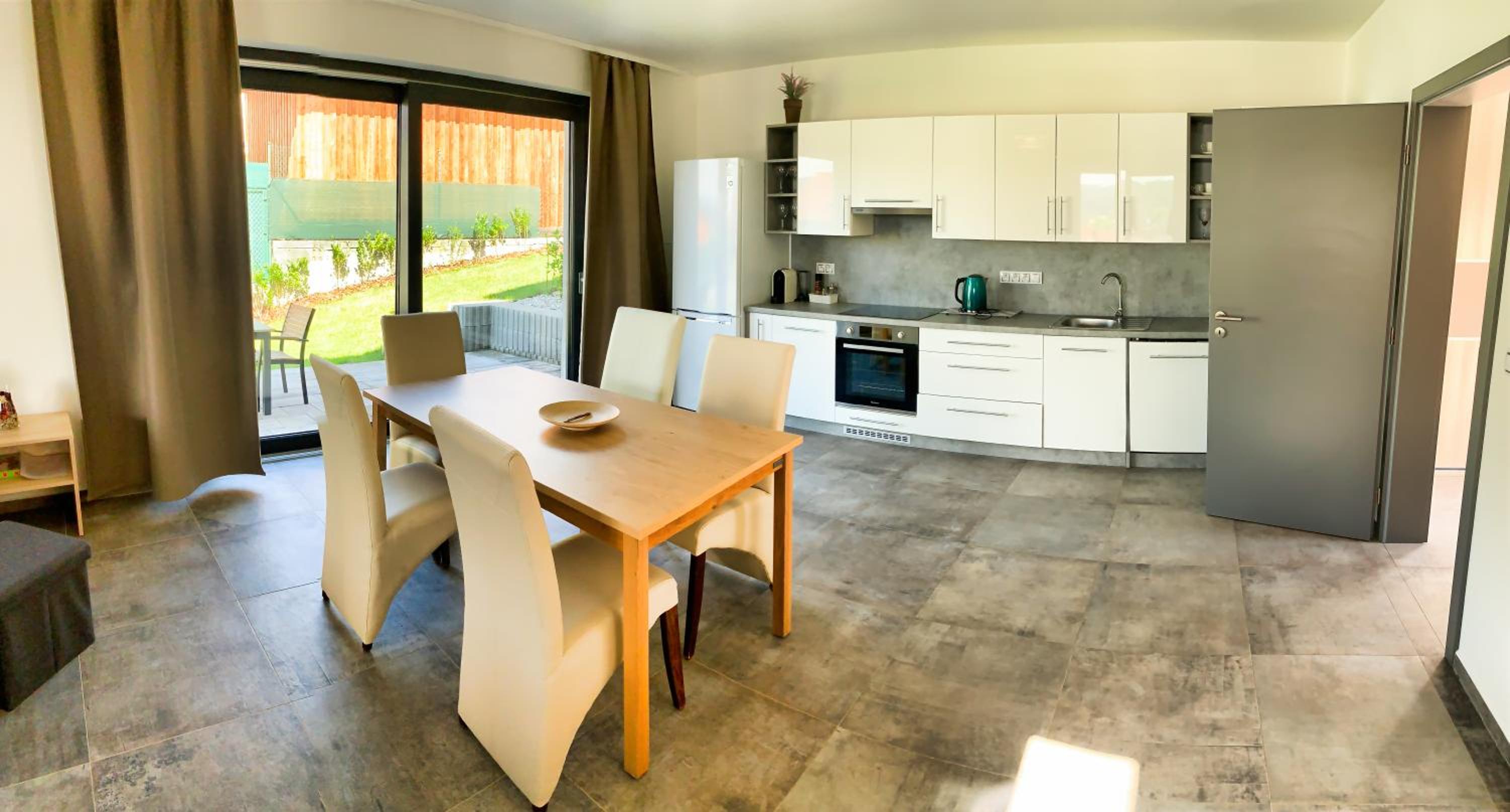 Apartmánové domy s bazénem Lipno 1