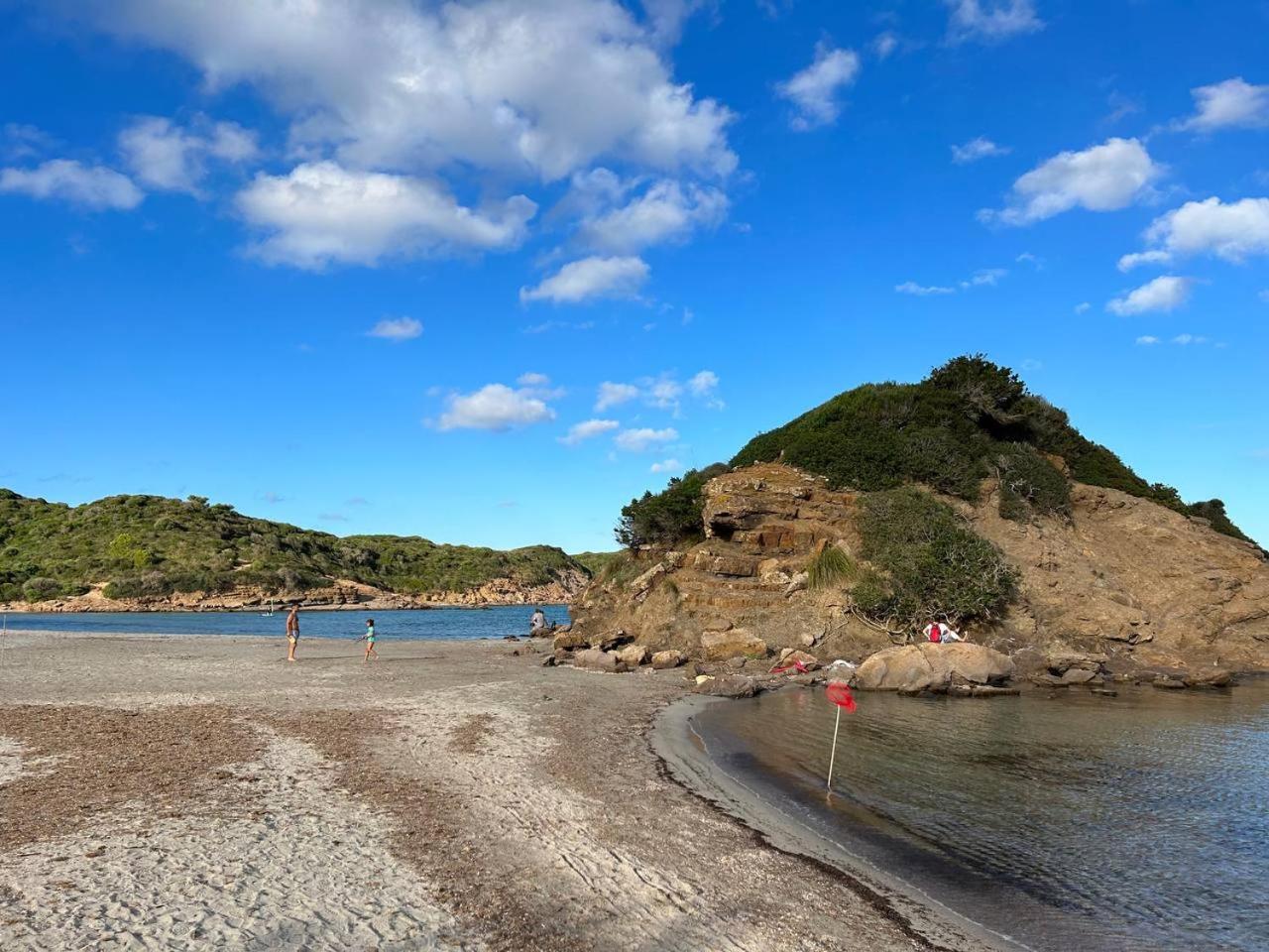 Es Grau Lamorino
